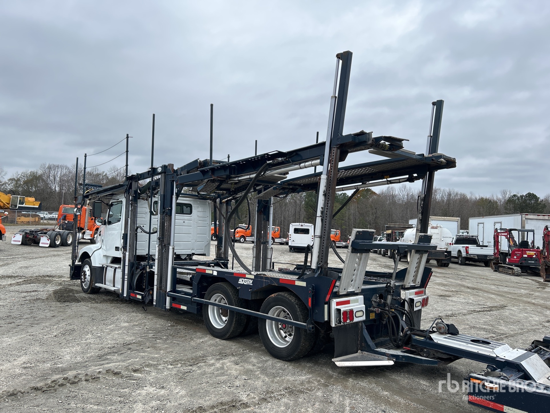 Aspect général with Image, coin arrière gauche