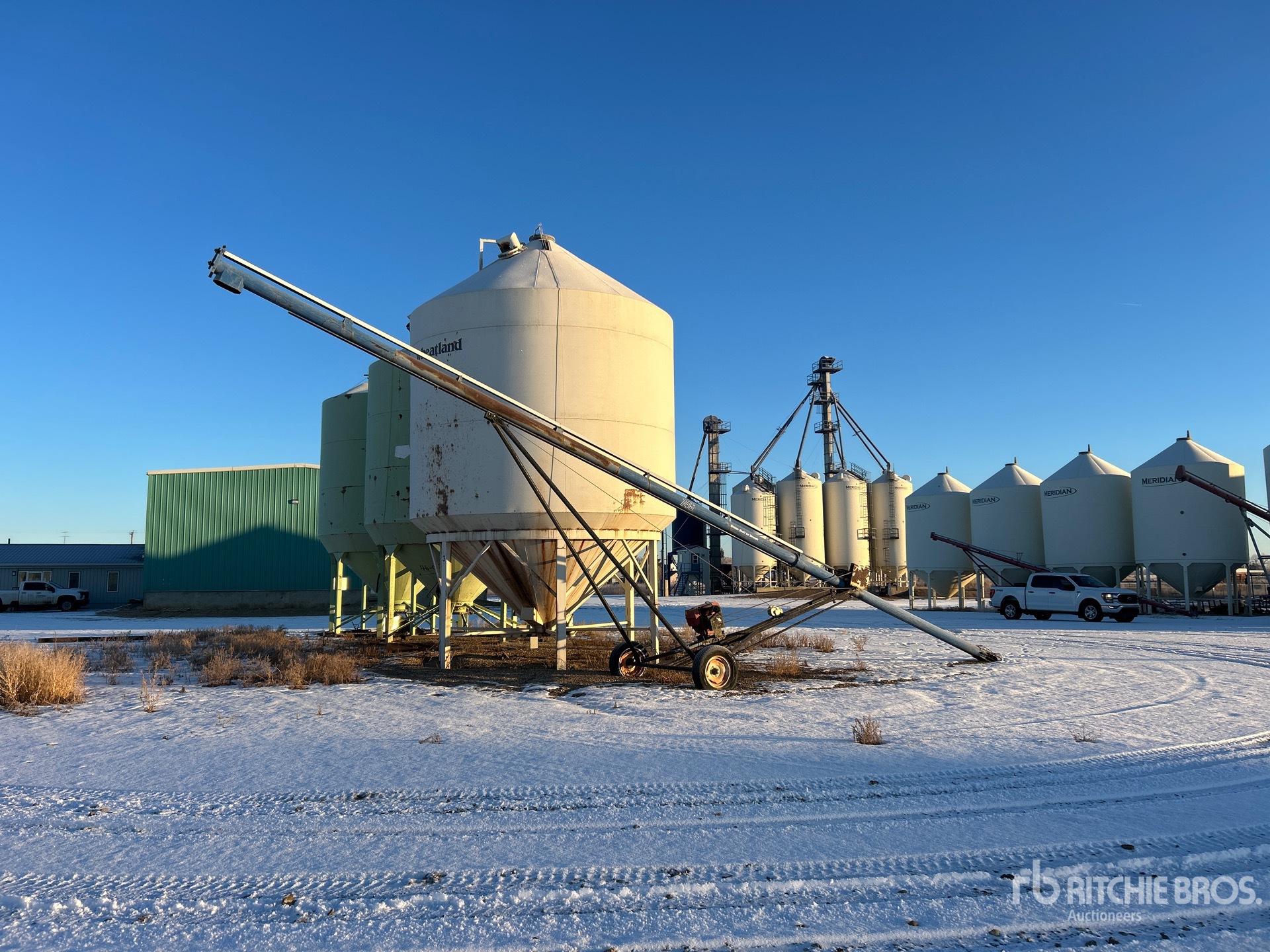 General Appearance with Imagen: esquina trasera derecha