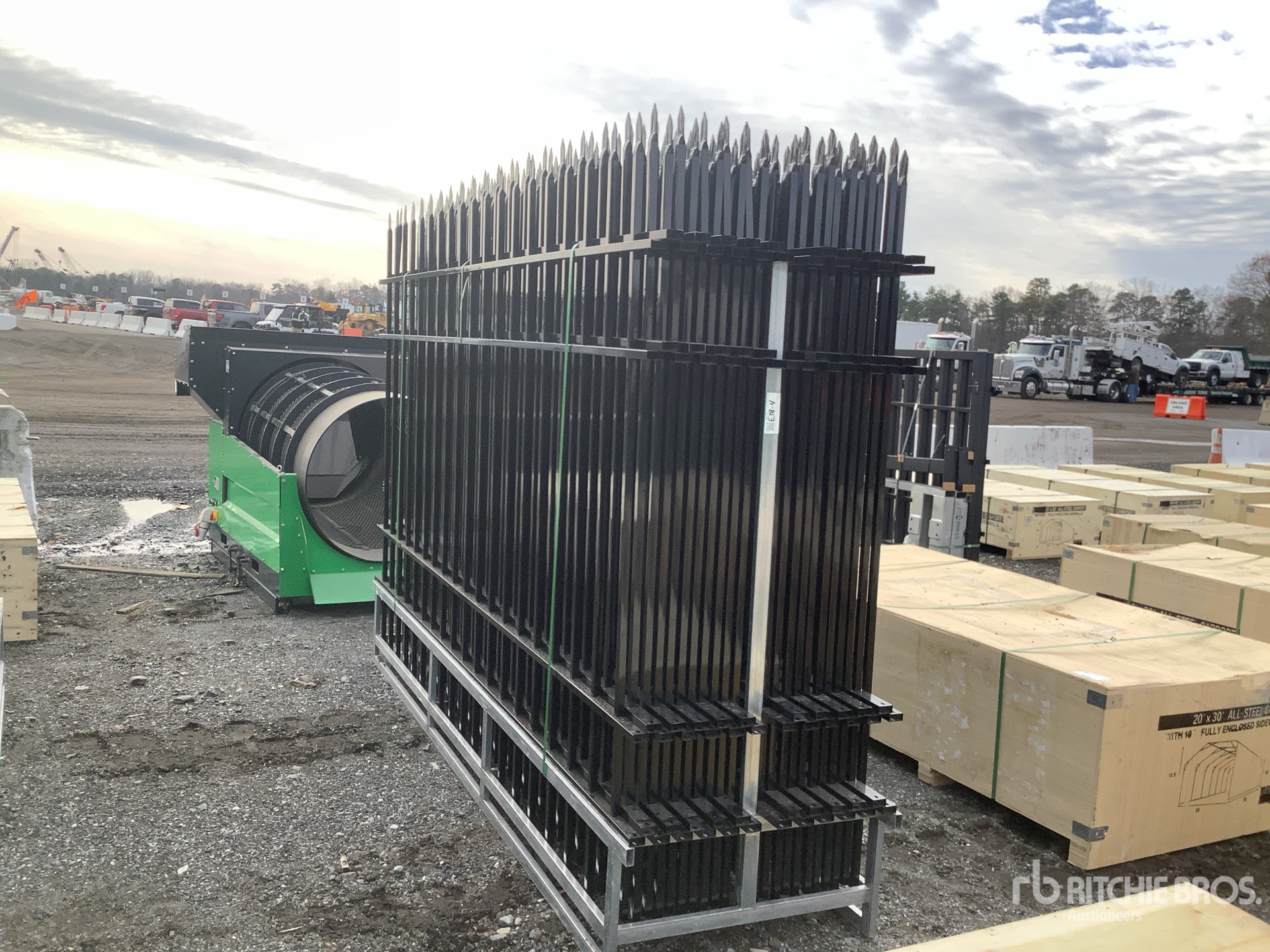 Aspect général with Image, coin avant droit