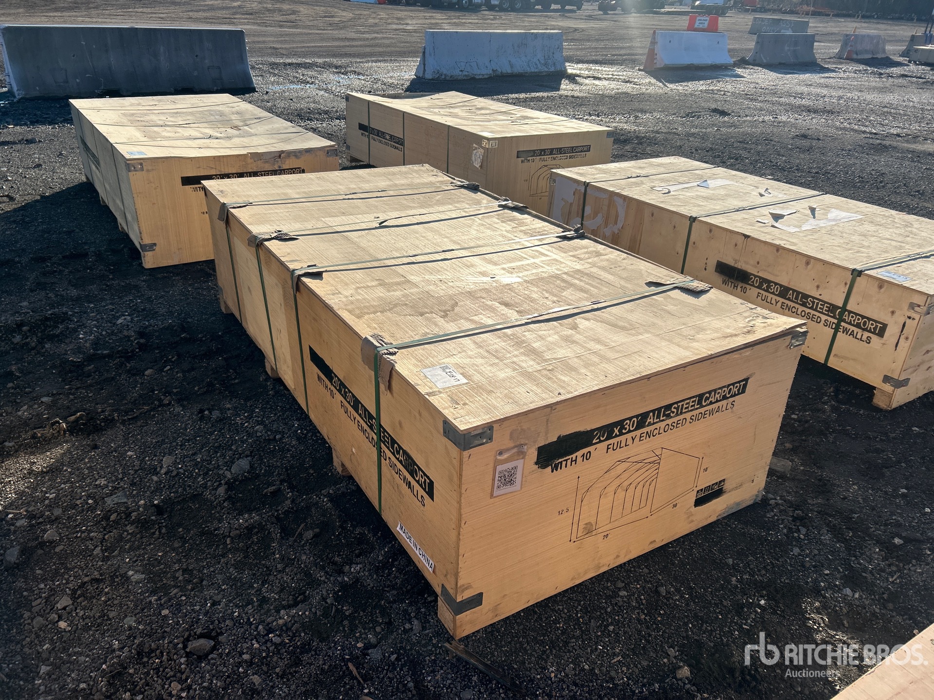 General Appearance with Picture, Left Rear Corner