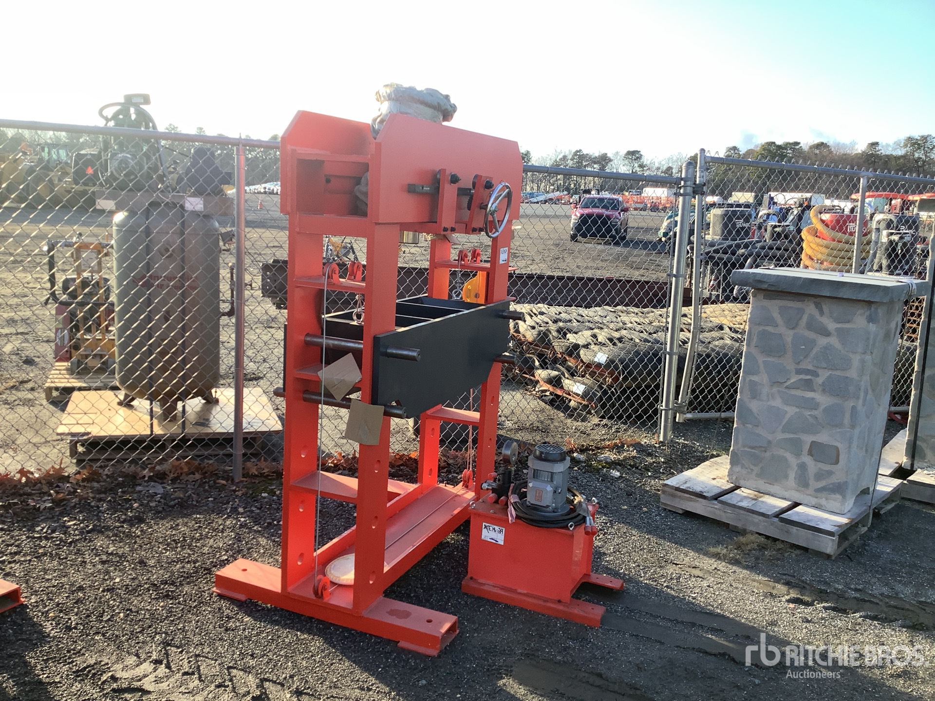 General Appearance with Picture, Left Front Corner