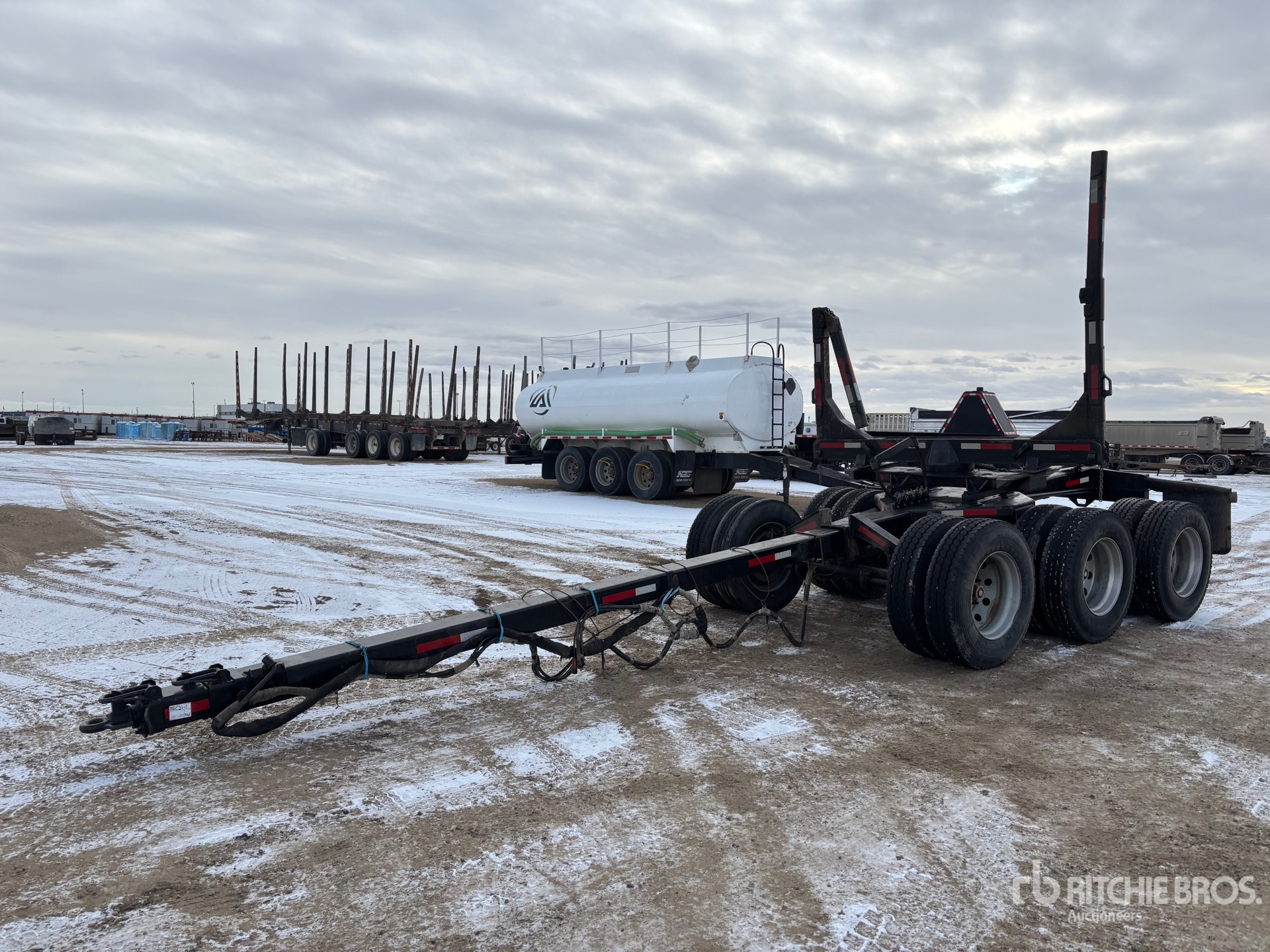 General Appearance with Foto, angolo anteriore sinistro