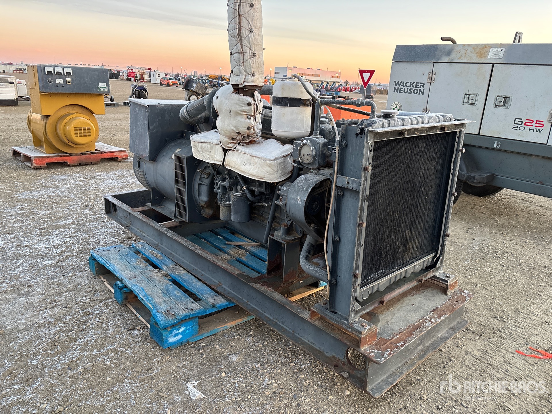 General Appearance with Imagen: esquina delantera derecha