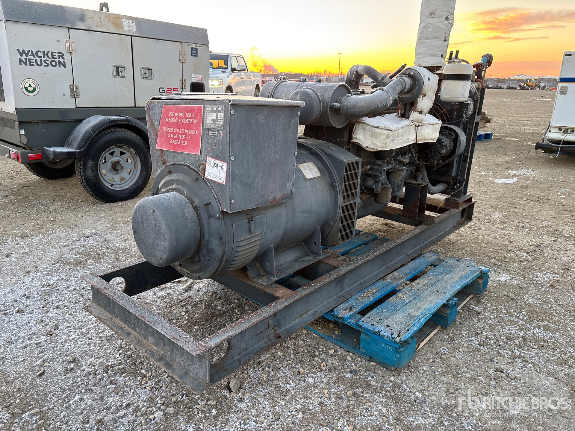 General Appearance with Imagen: esquina trasera derecha