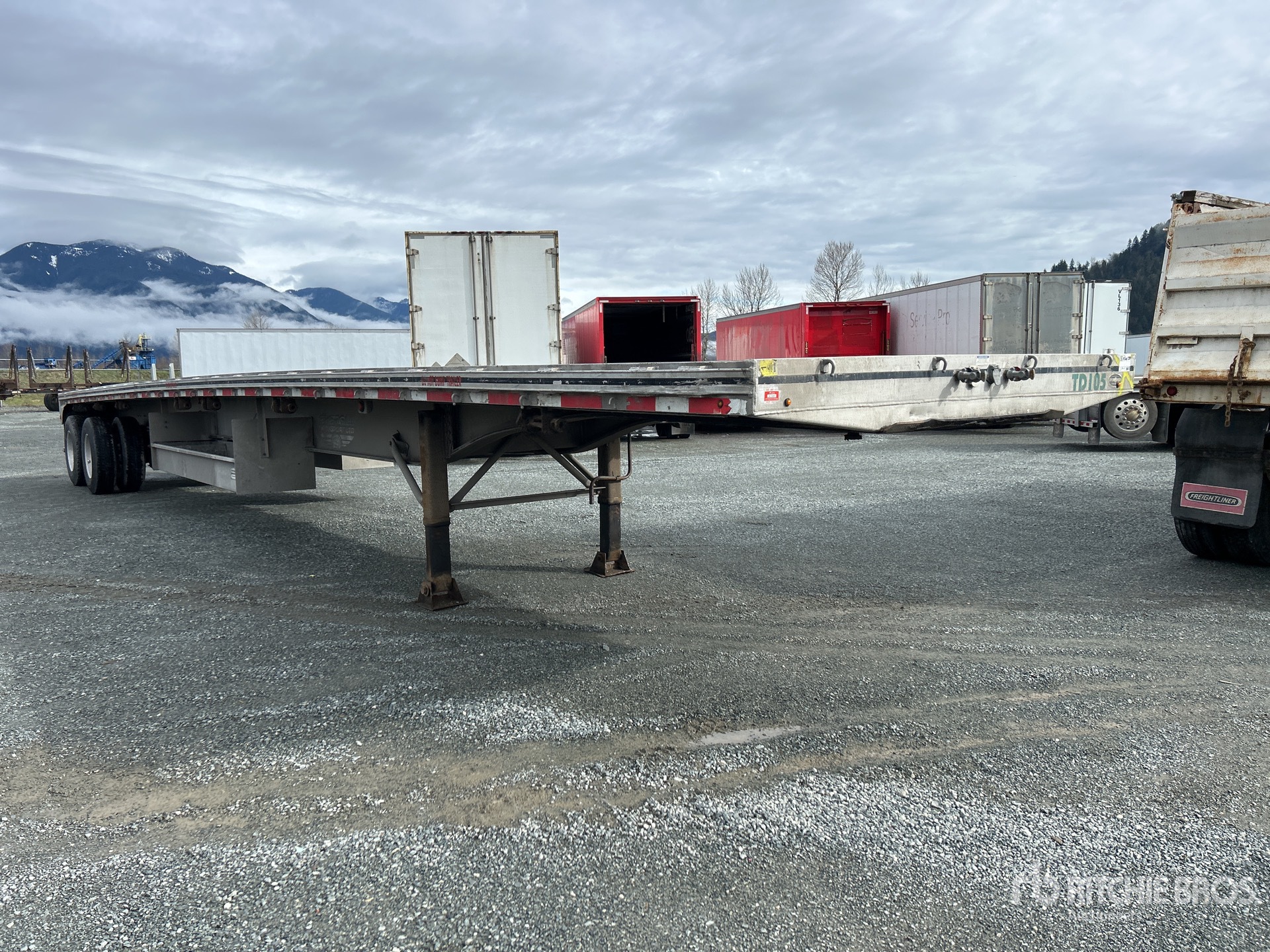 General Appearance with Image, coin avant droit