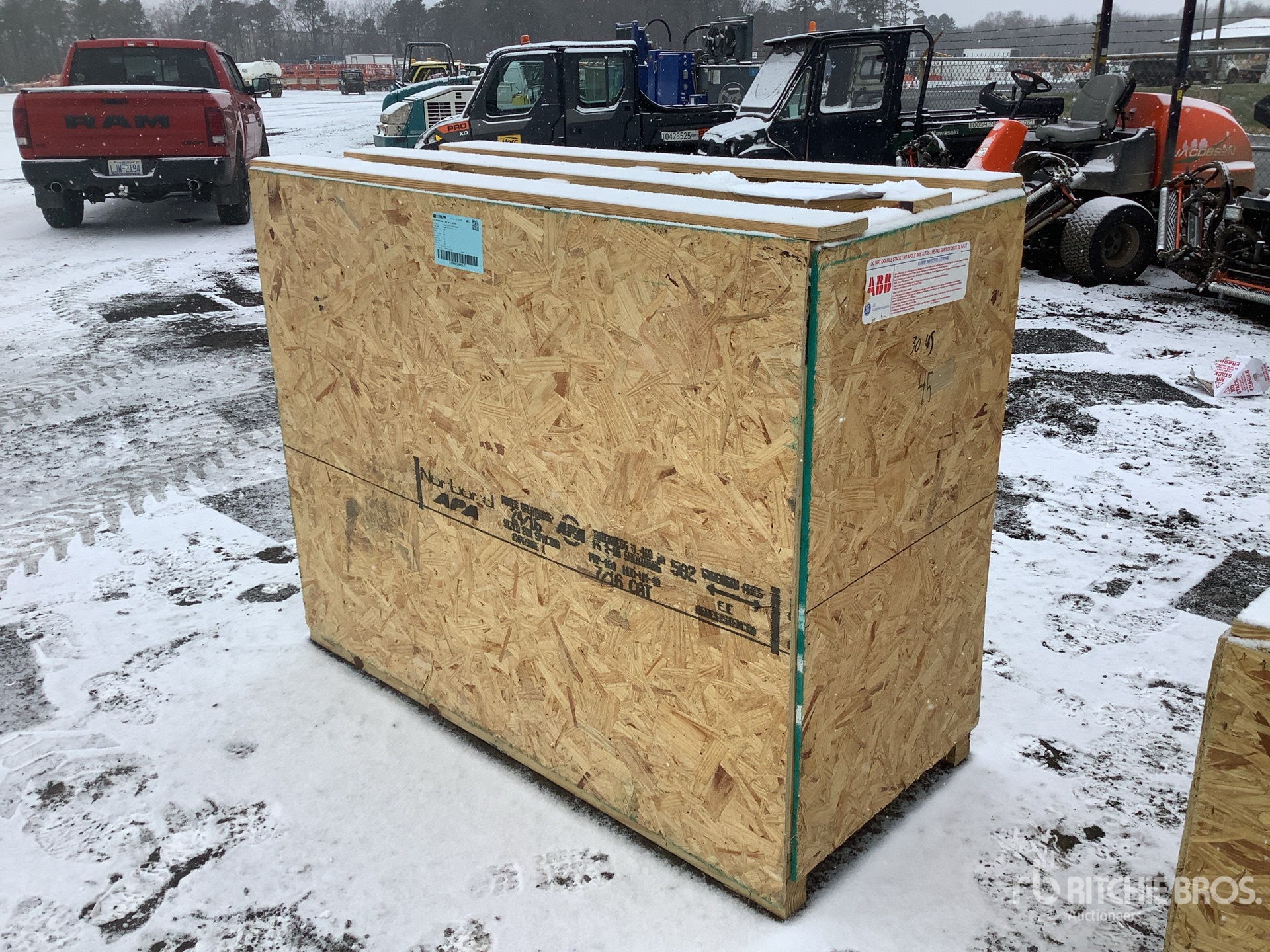 General Appearance with Picture, Left Rear Corner