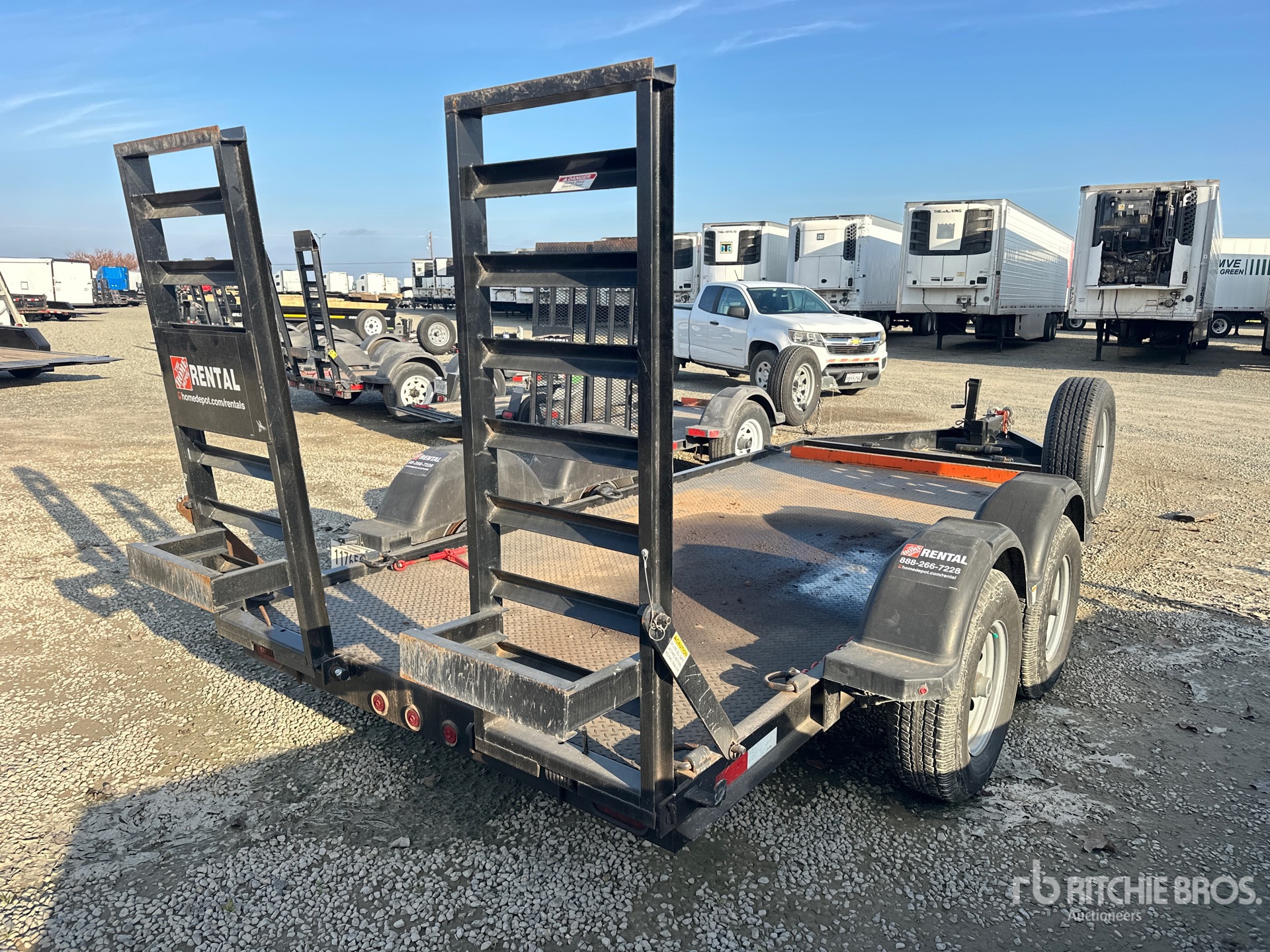 General Appearance with Picture, Right Rear Corner