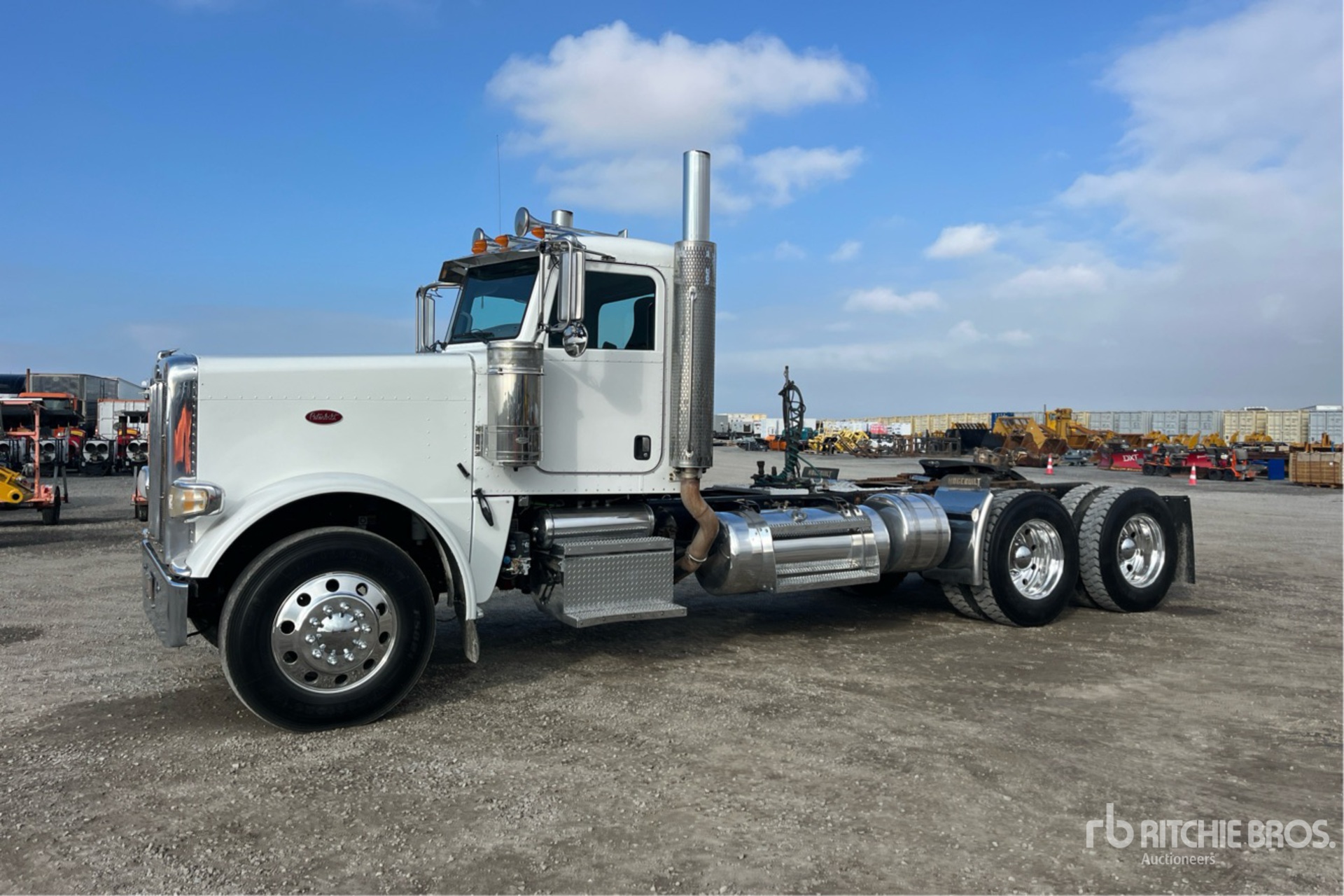 General Appearance with Image, coin avant gauche