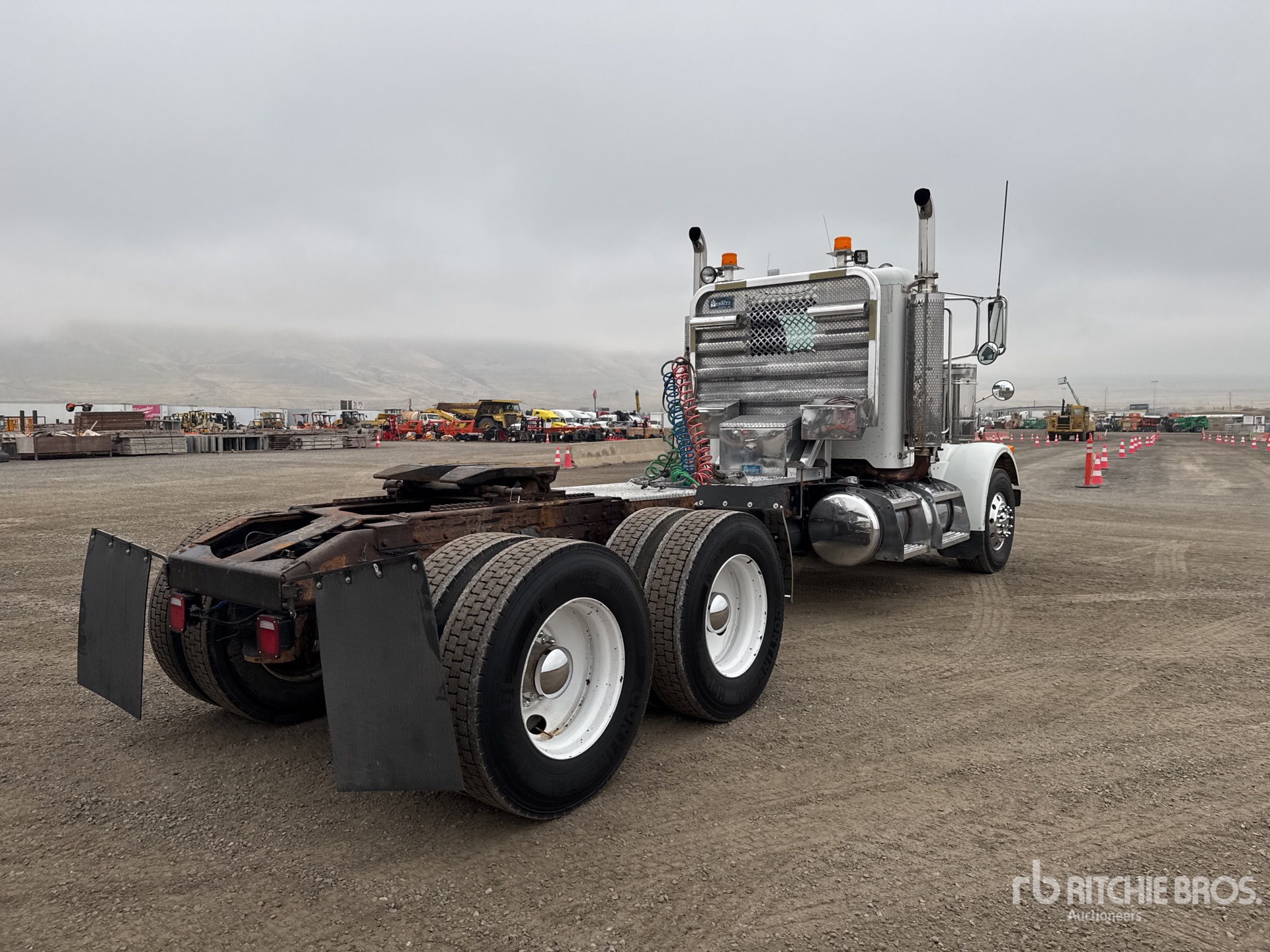 General Appearance with Imagen: esquina trasera derecha