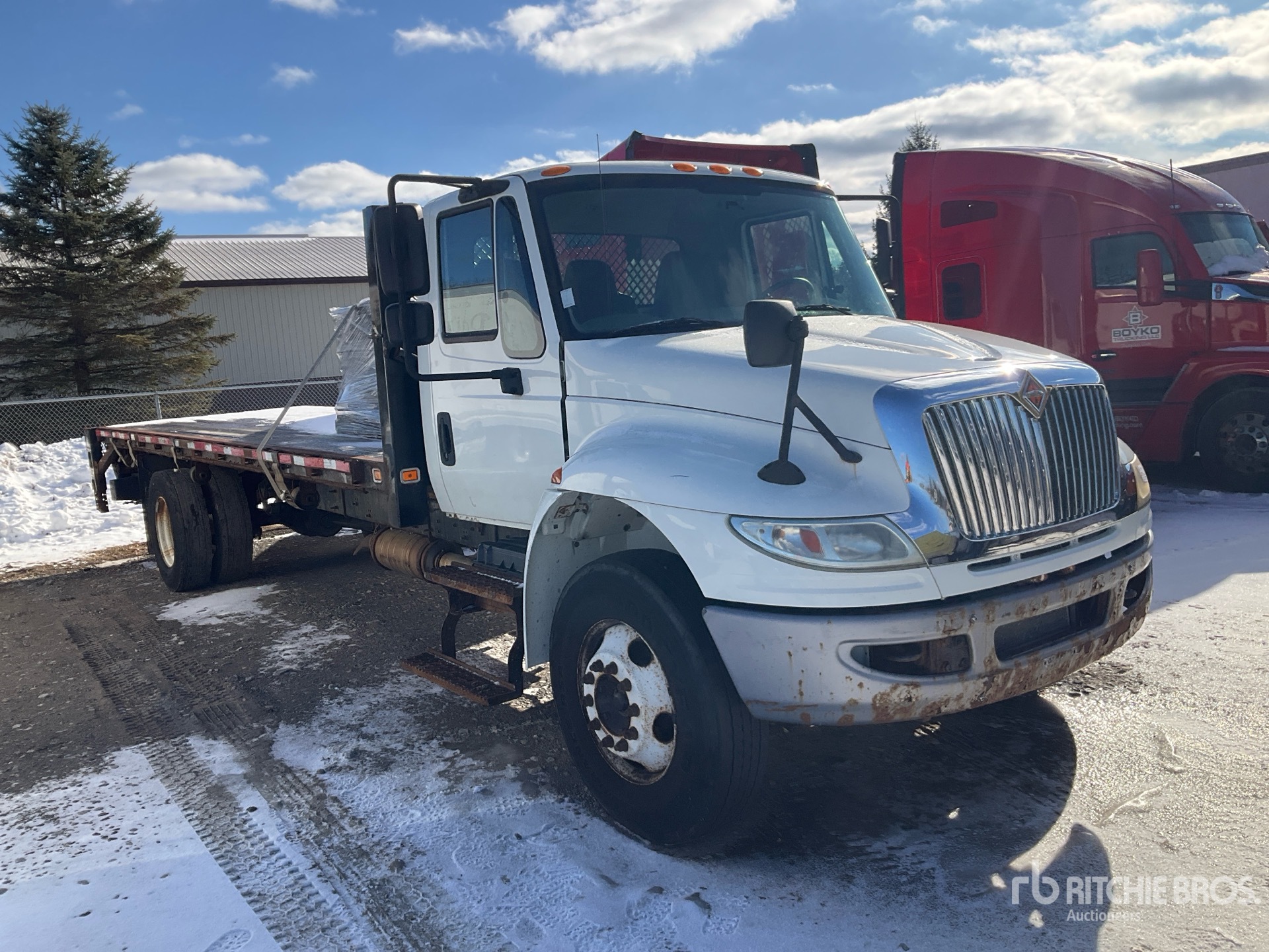 General Appearance with Picture, Right Front Corner