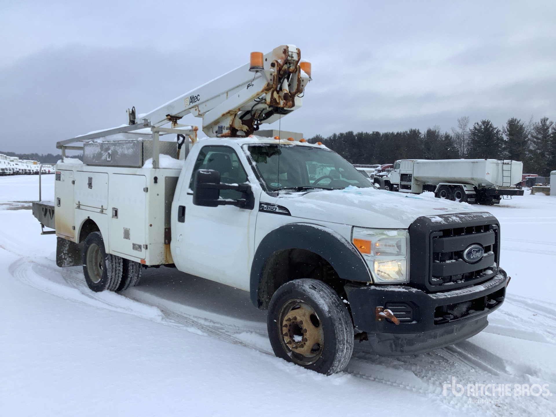 General Appearance with Picture, Right Front Corner