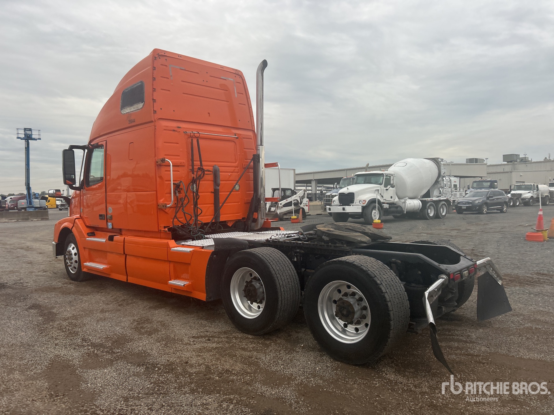 General Appearance with Imagen: esquina trasera izquierda