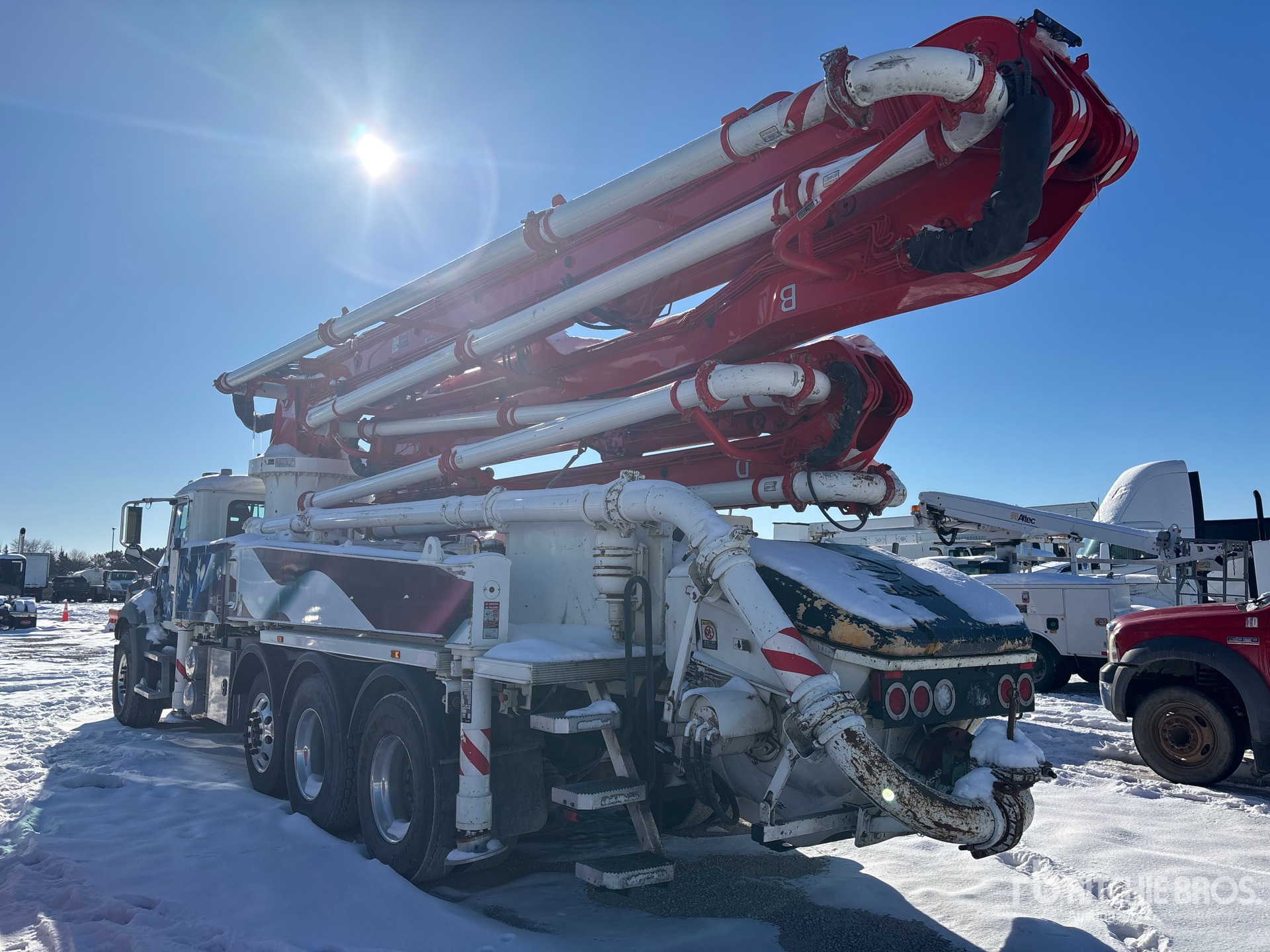 General Appearance with Imagen: esquina trasera izquierda