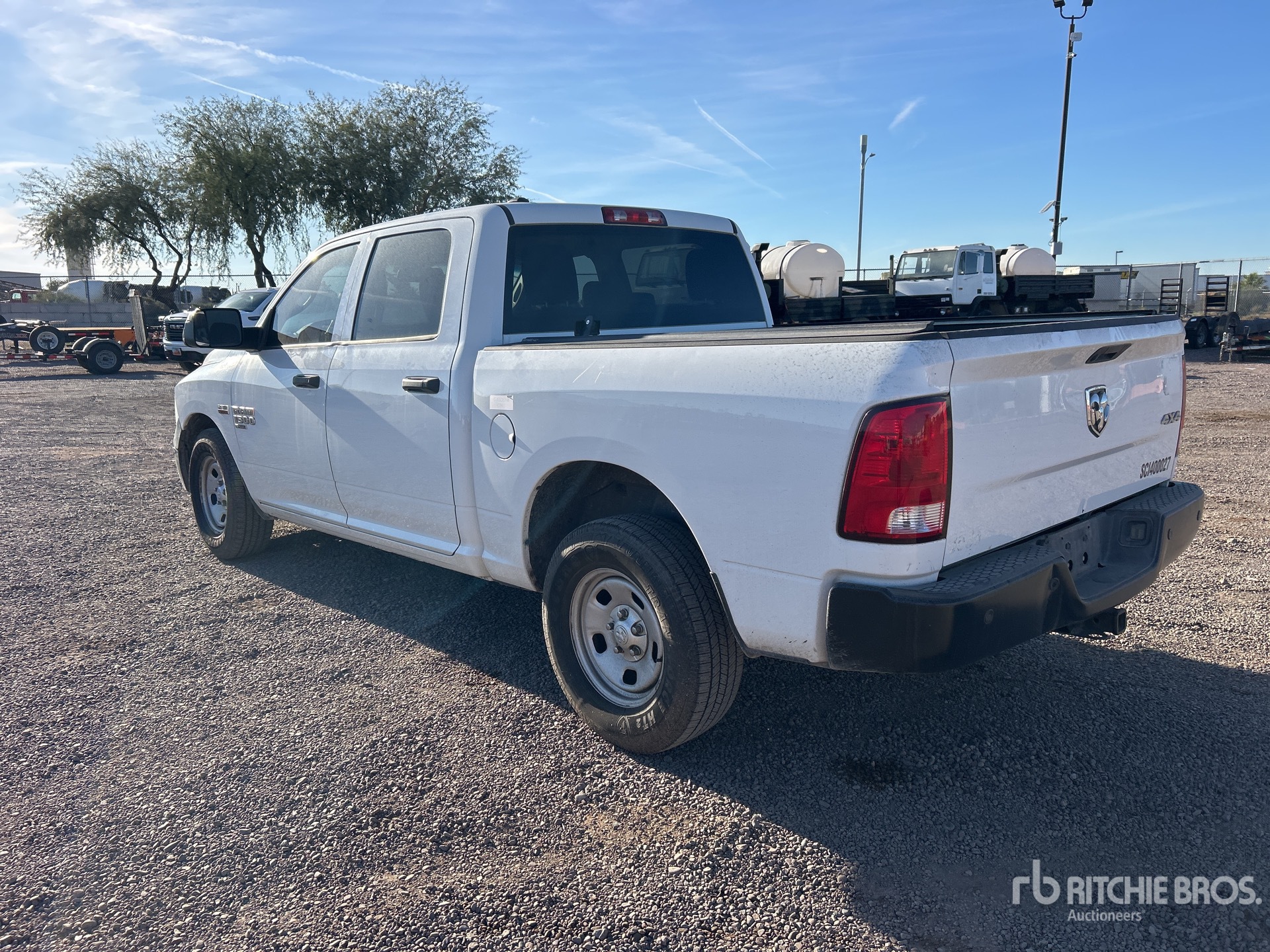 General Appearance with Picture, Left Rear Corner