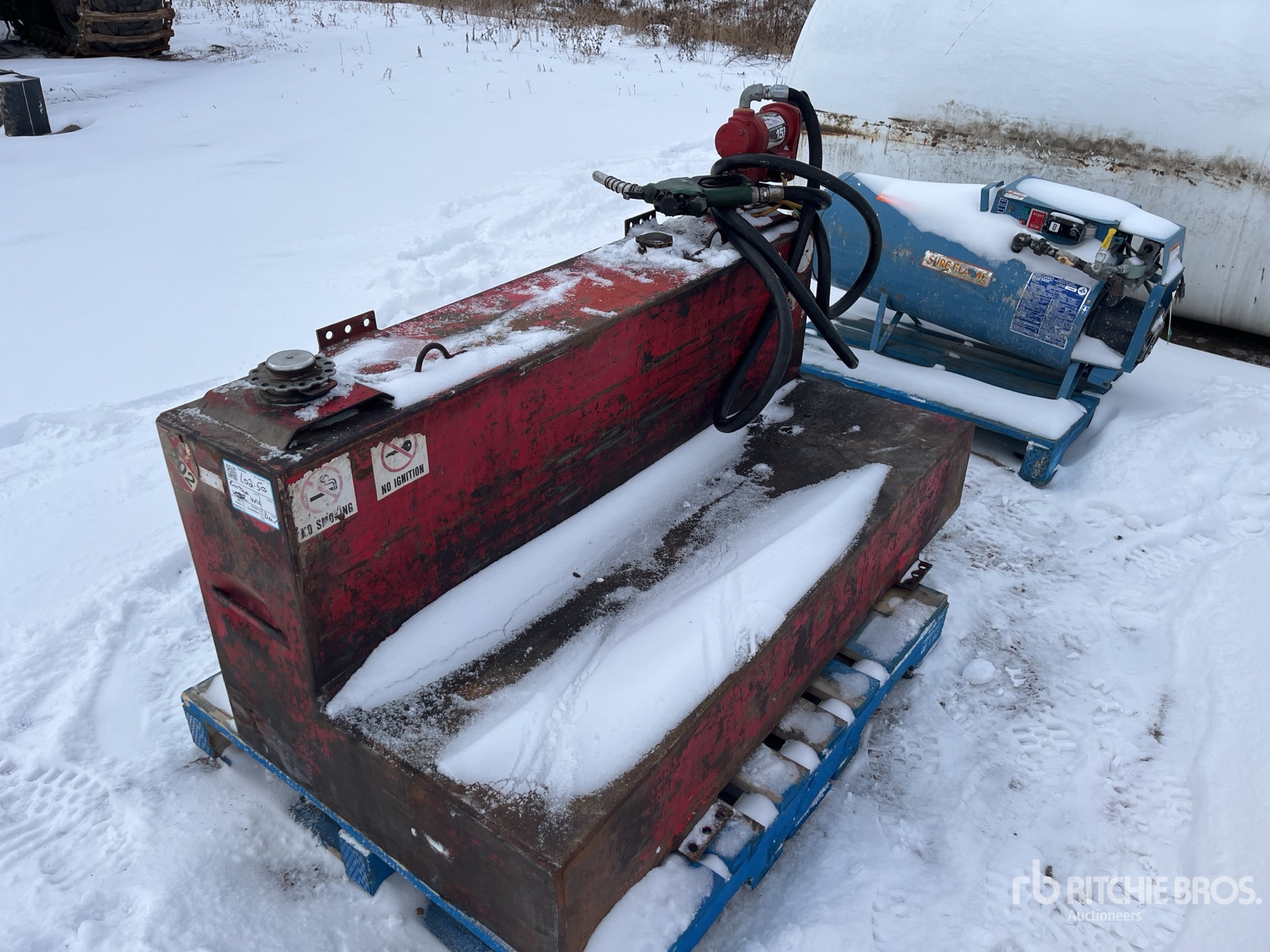 General Appearance with Picture, Right Front Corner