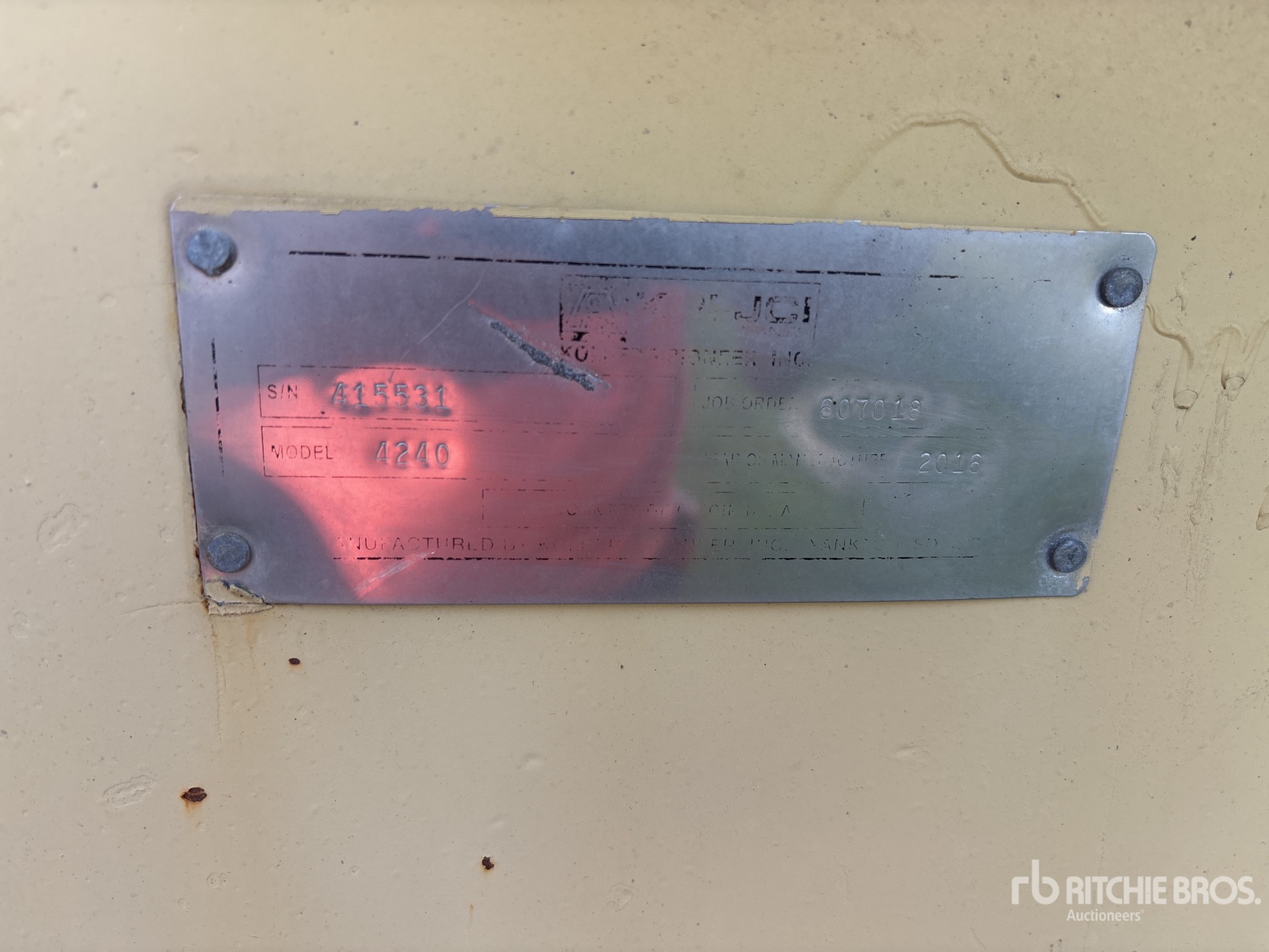 General Appearance with Numéro de série/Numéro d'identification du véhicule automobile