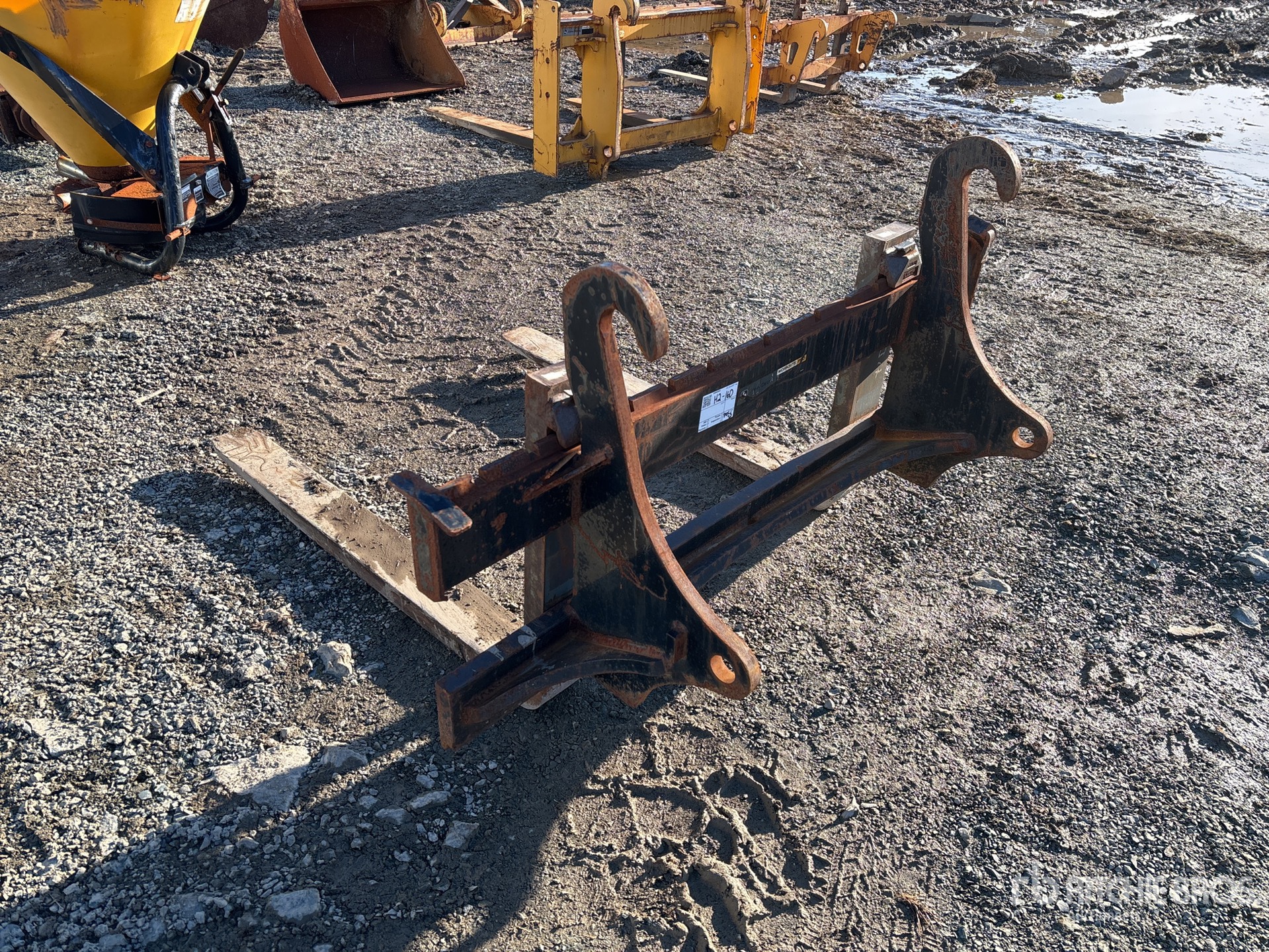 General Appearance with Foto, angolo posteriore sinistro