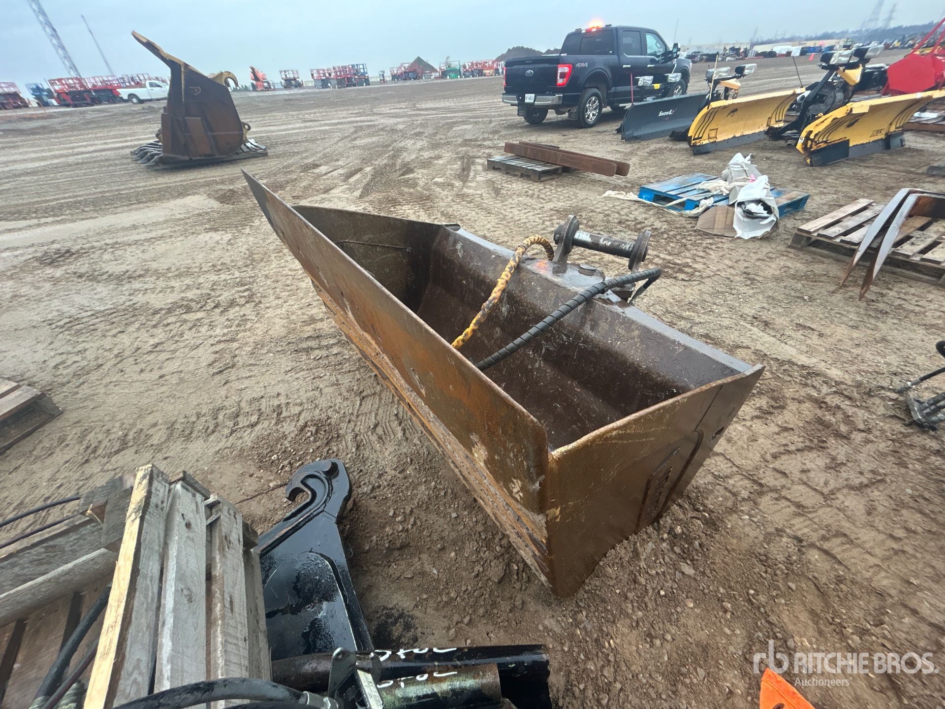 General Appearance with Image, coin arrière droit