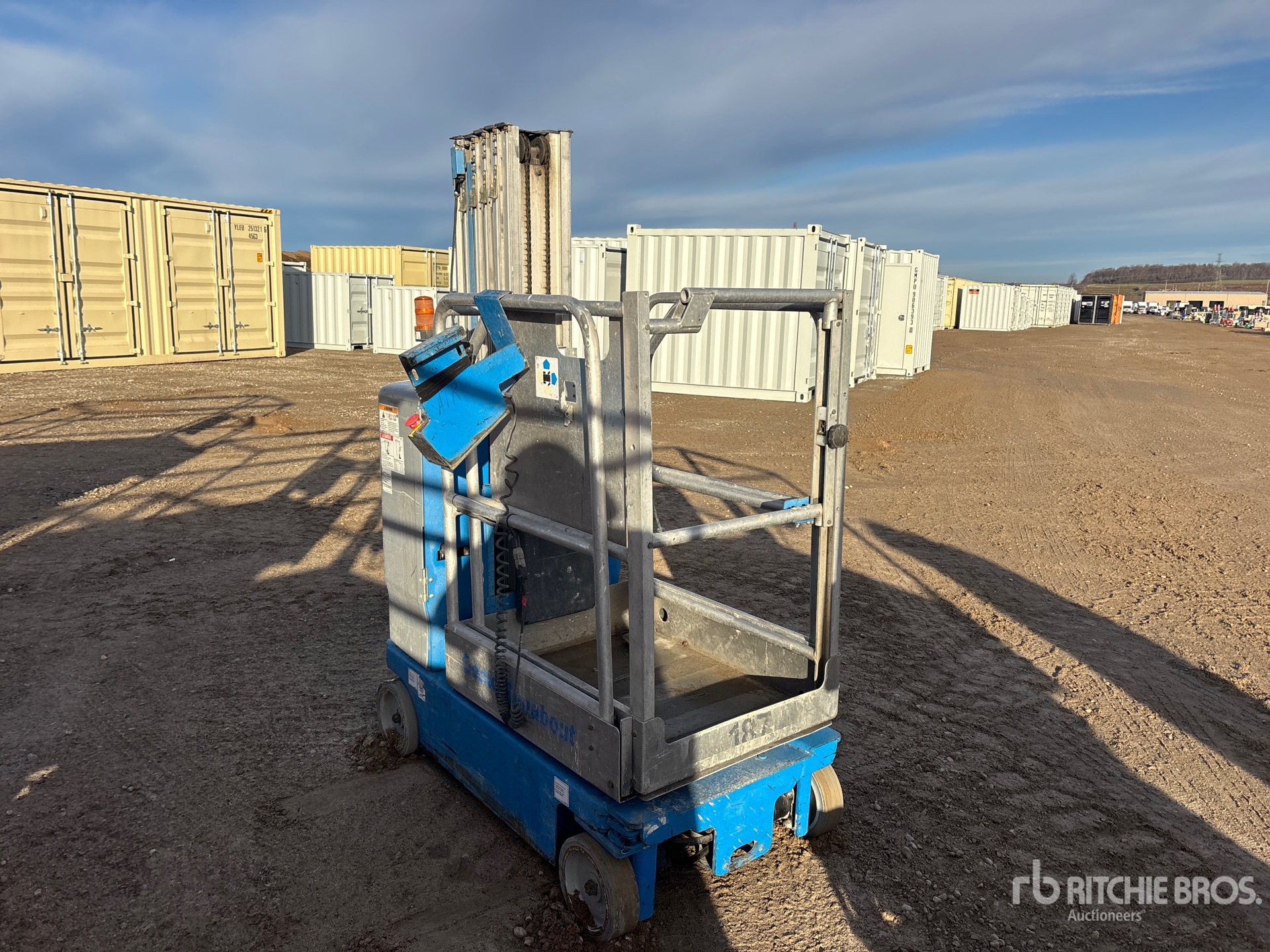 General Appearance with Imagen: esquina delantera derecha