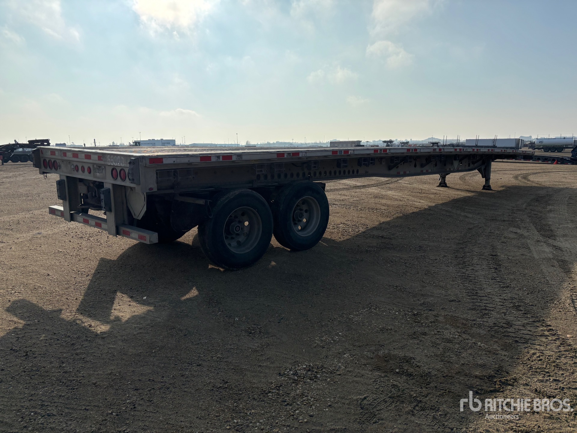 General Appearance with Imagen: esquina trasera derecha