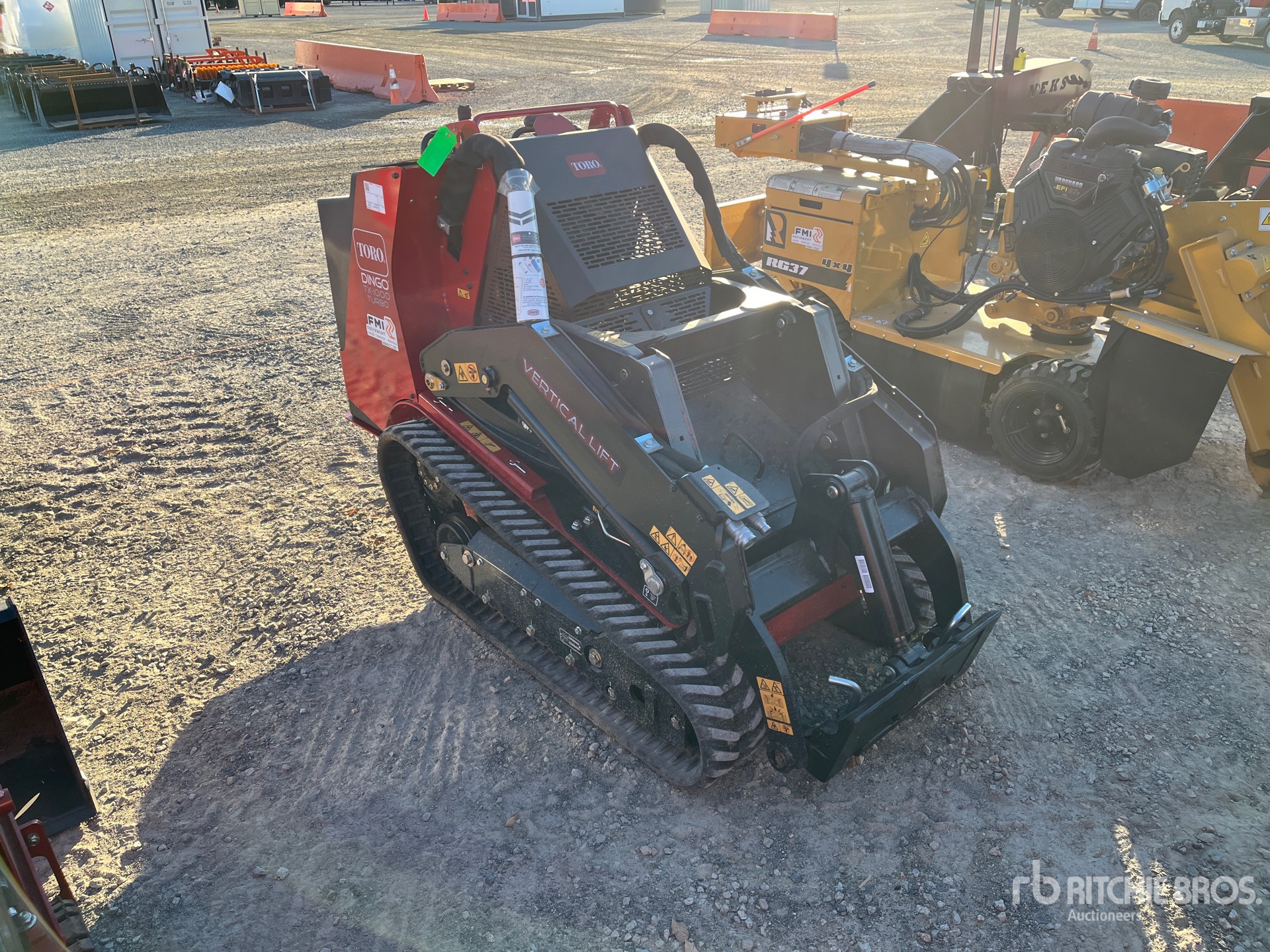 General Appearance with Picture, Right Front Corner