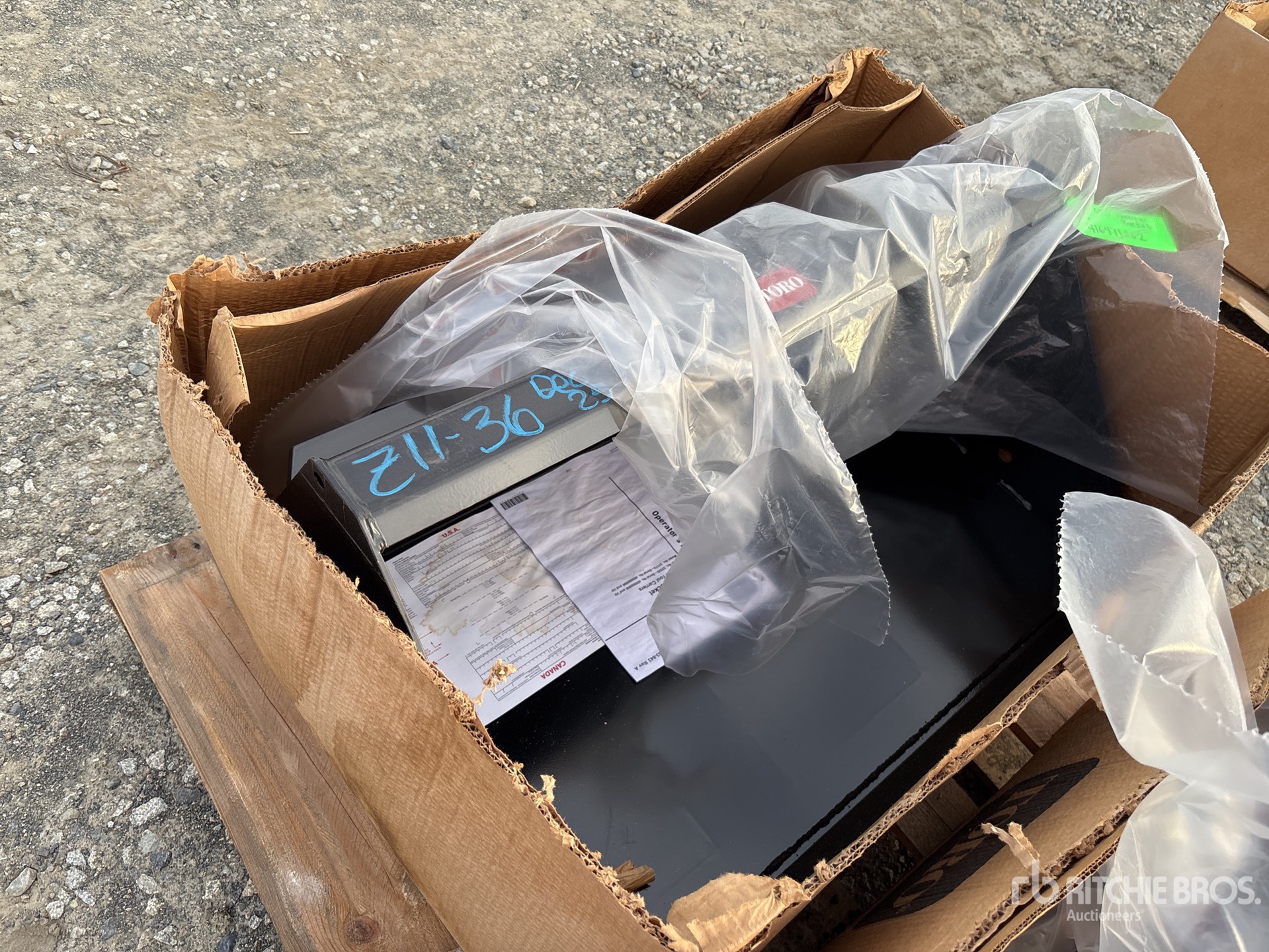 General Appearance with Picture, Right Front Corner