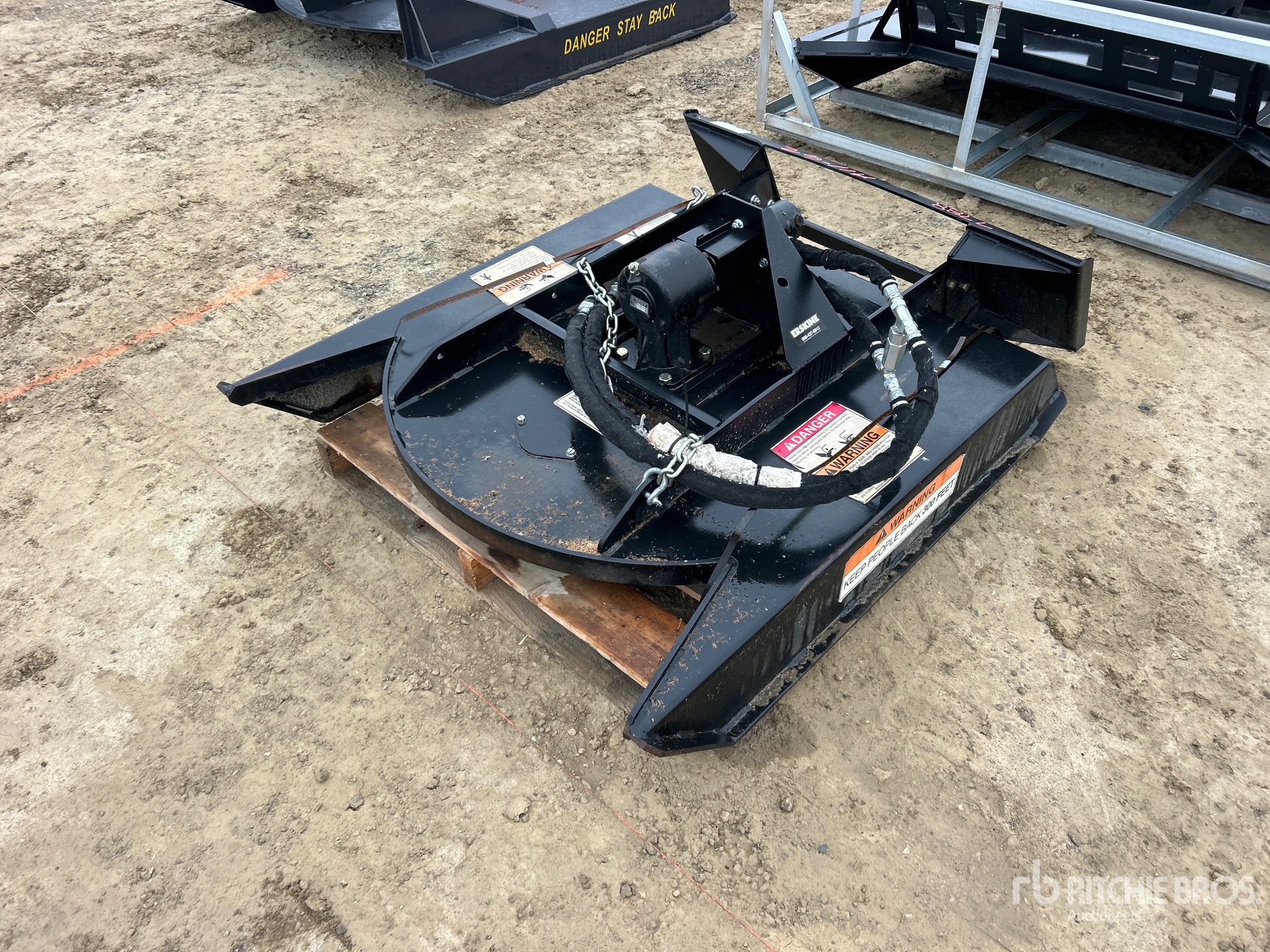 General Appearance with Bild, Ecke vorne links