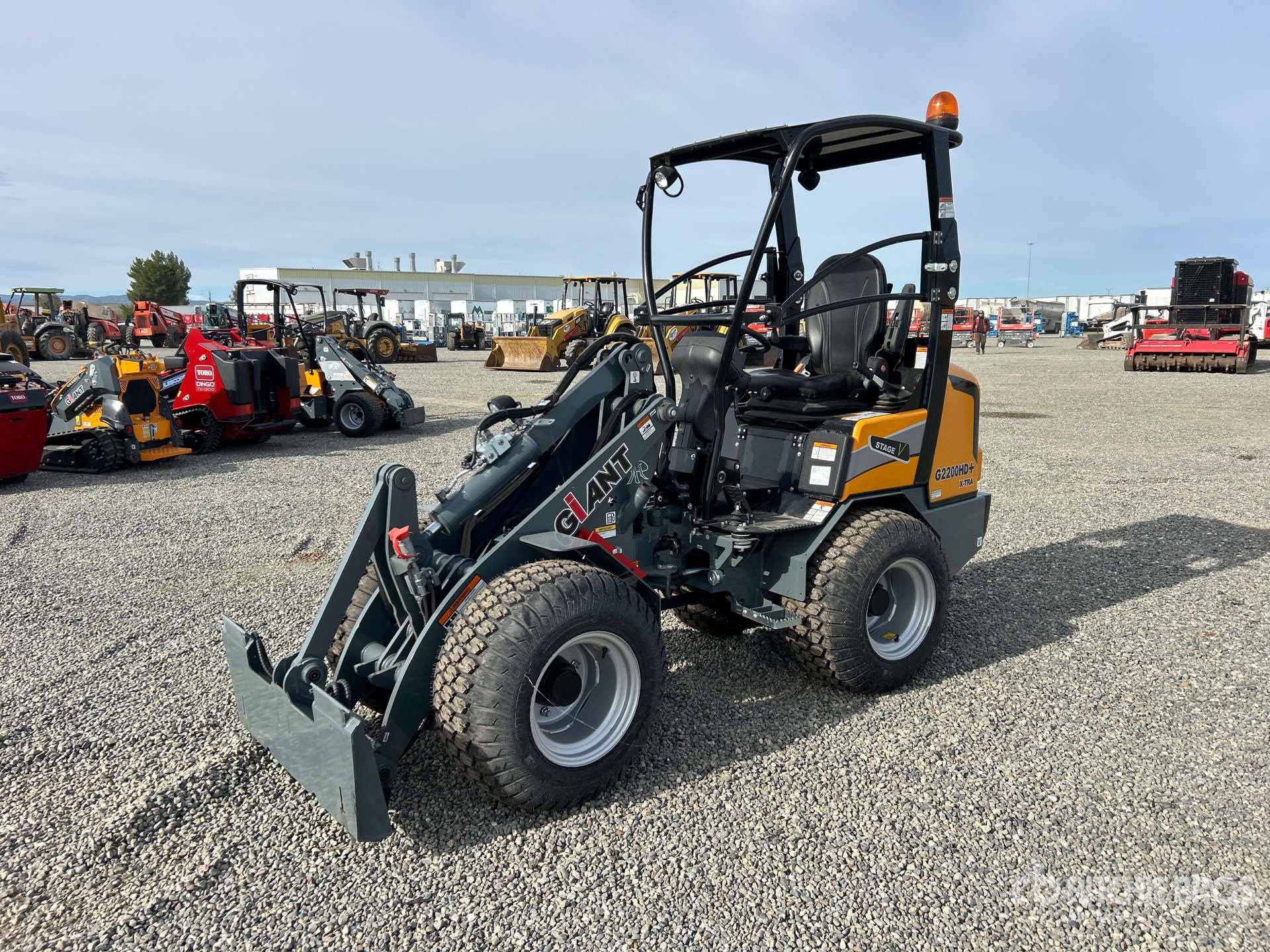 General Appearance with Featured Photo