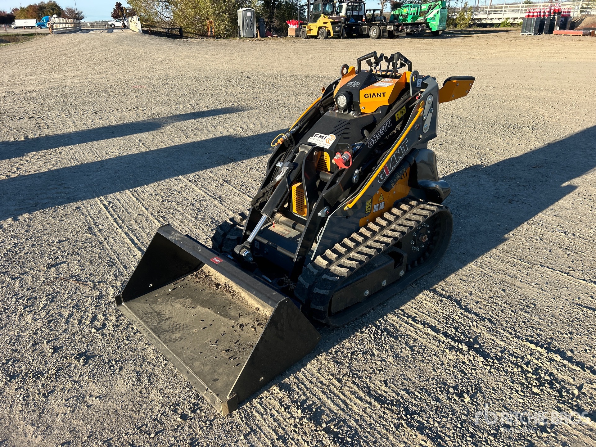 General Appearance with Featured Photo