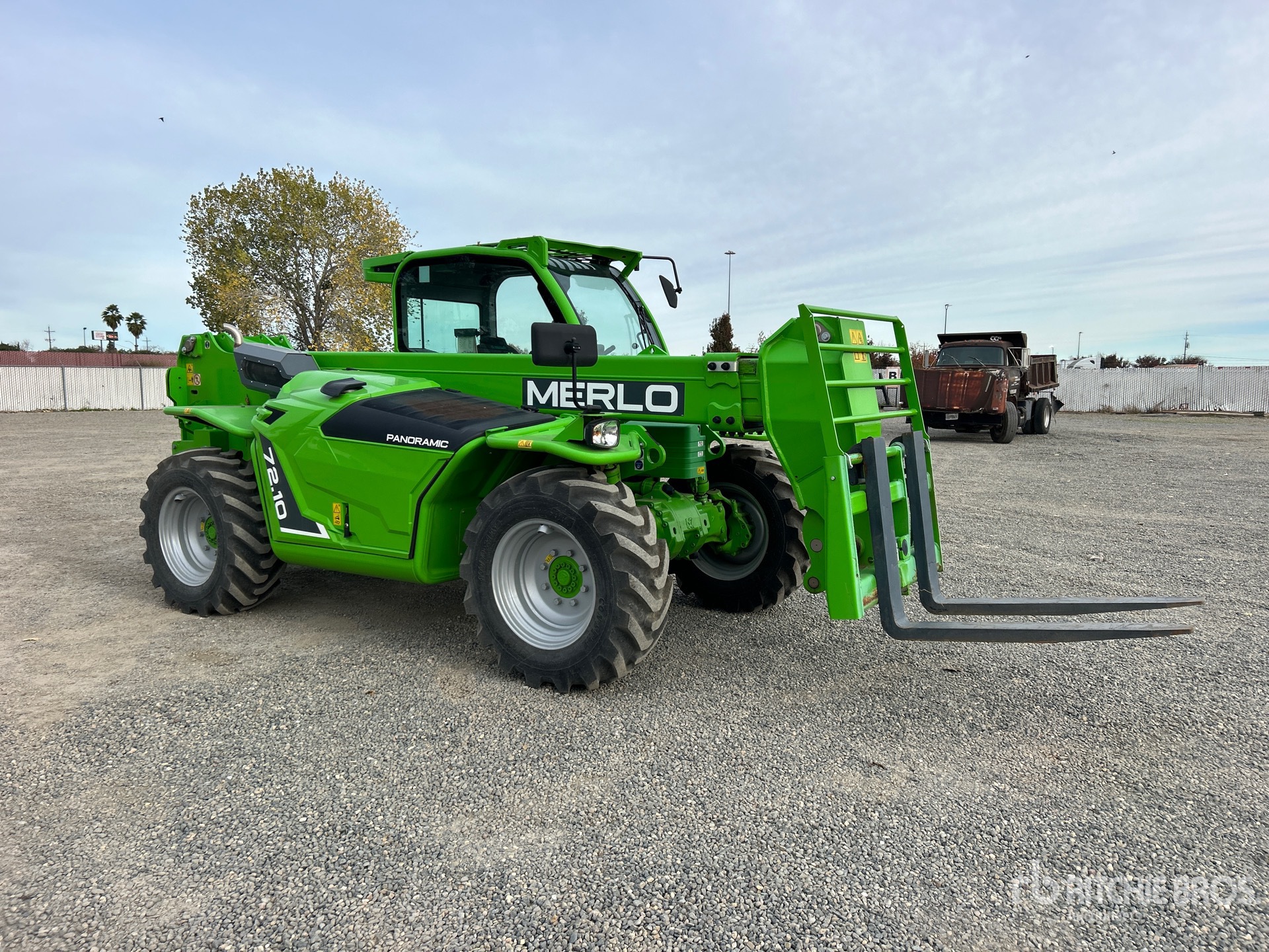 General Appearance with Imagen: esquina delantera derecha