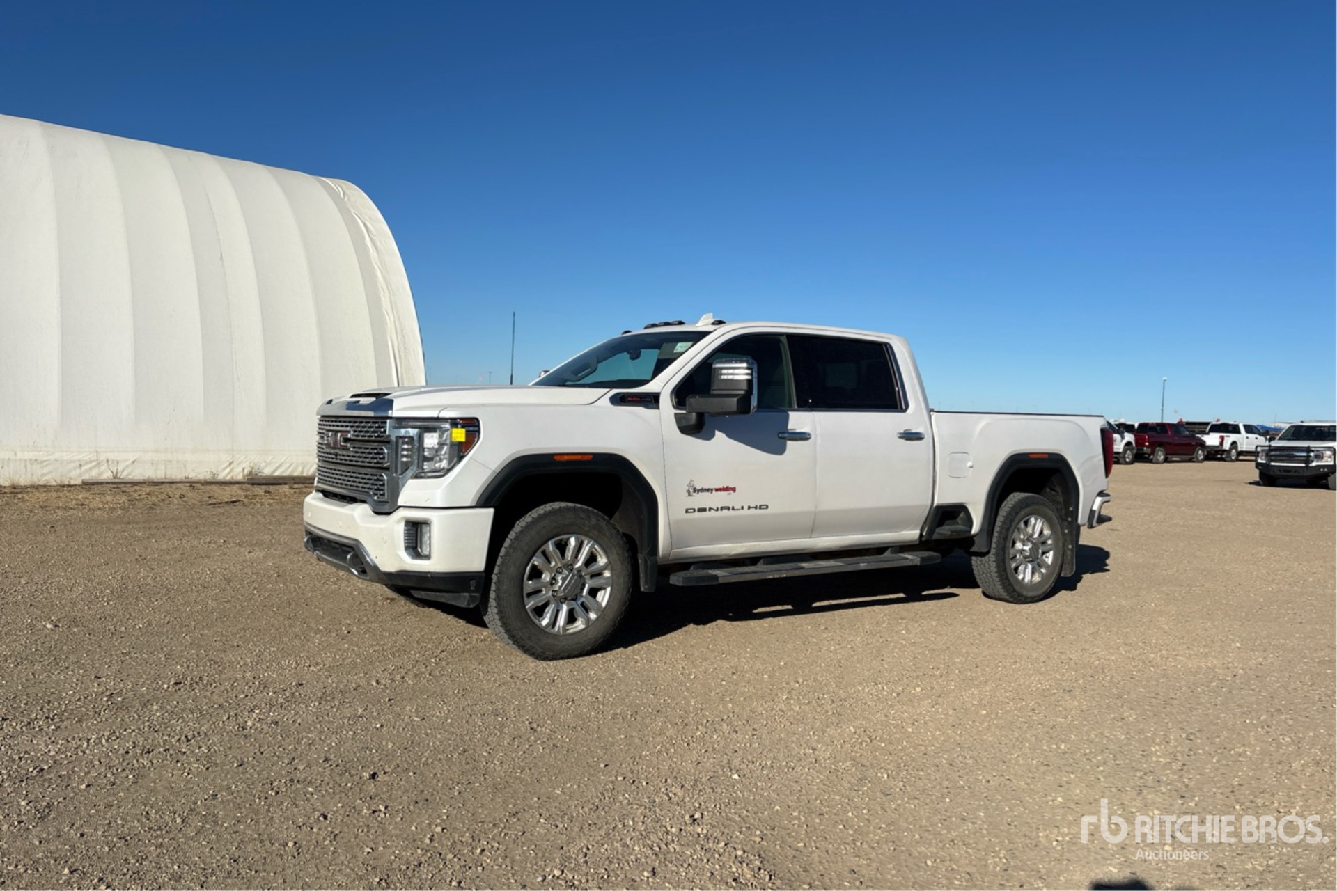 General Appearance with Picture, Left Front Corner