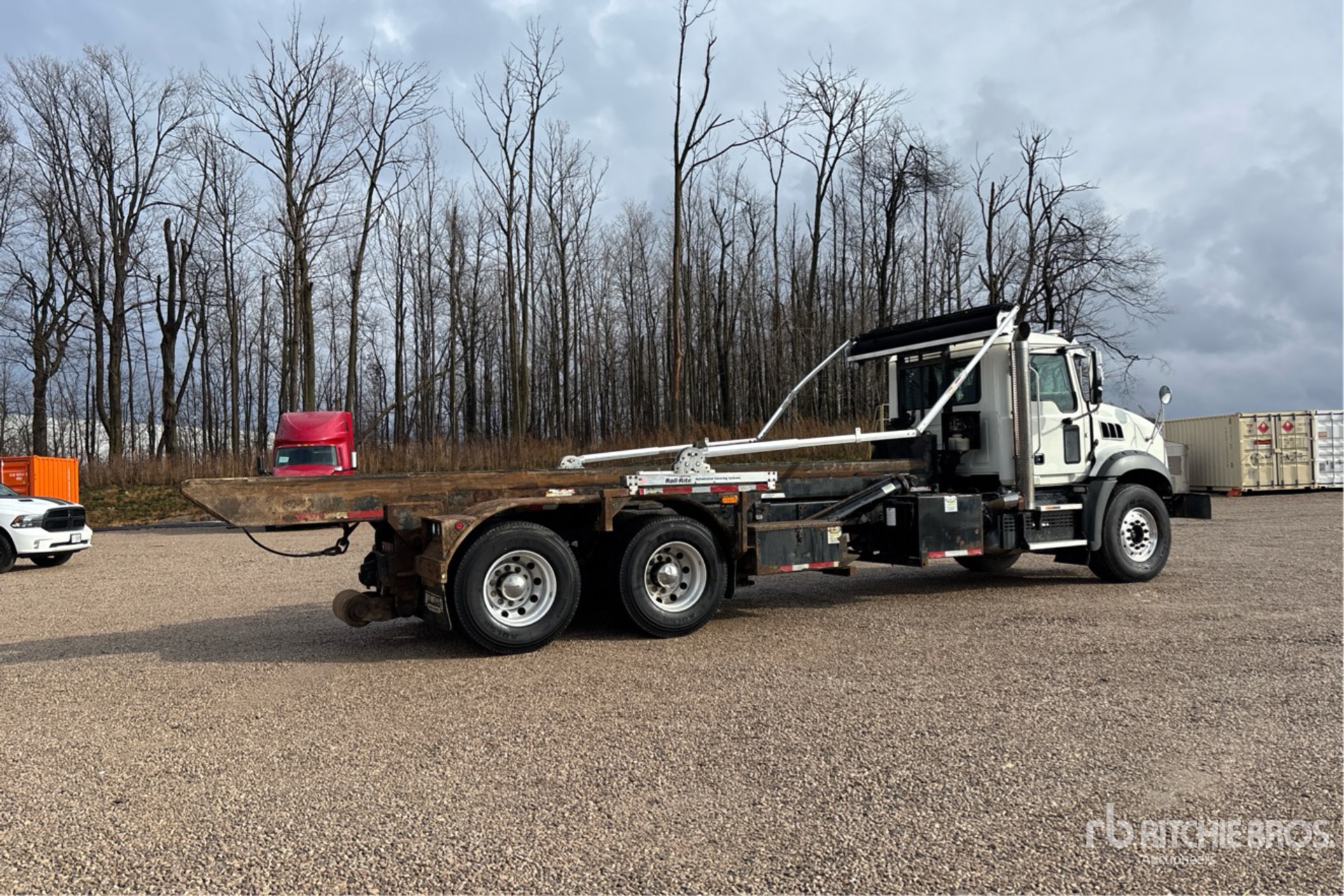 General Appearance with Picture, Right Rear Corner