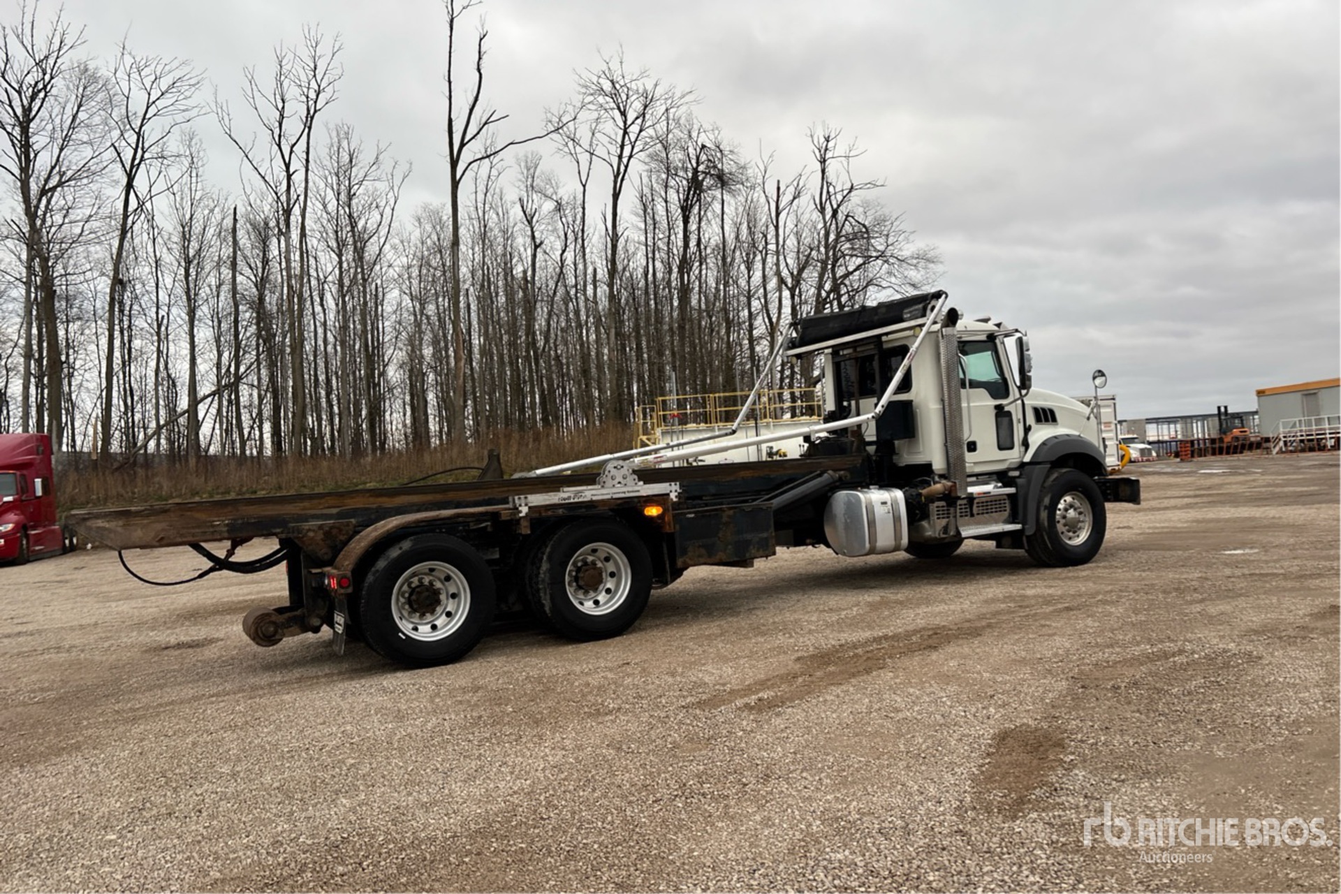 General Appearance with Bild, Ecke hinten rechts