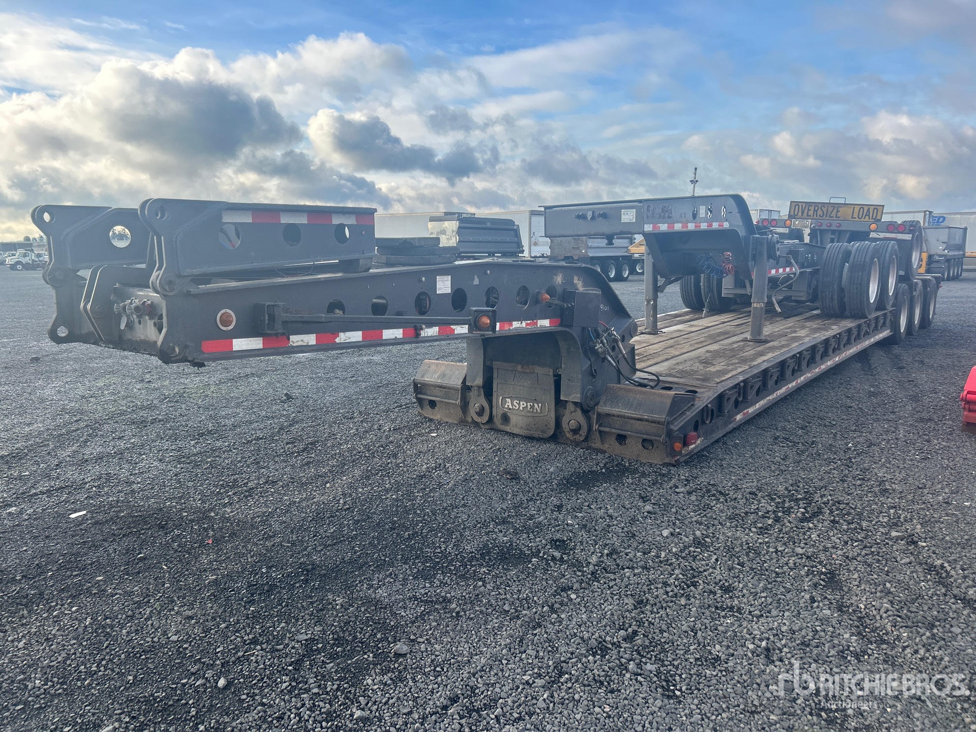 General Appearance with Featured Photo