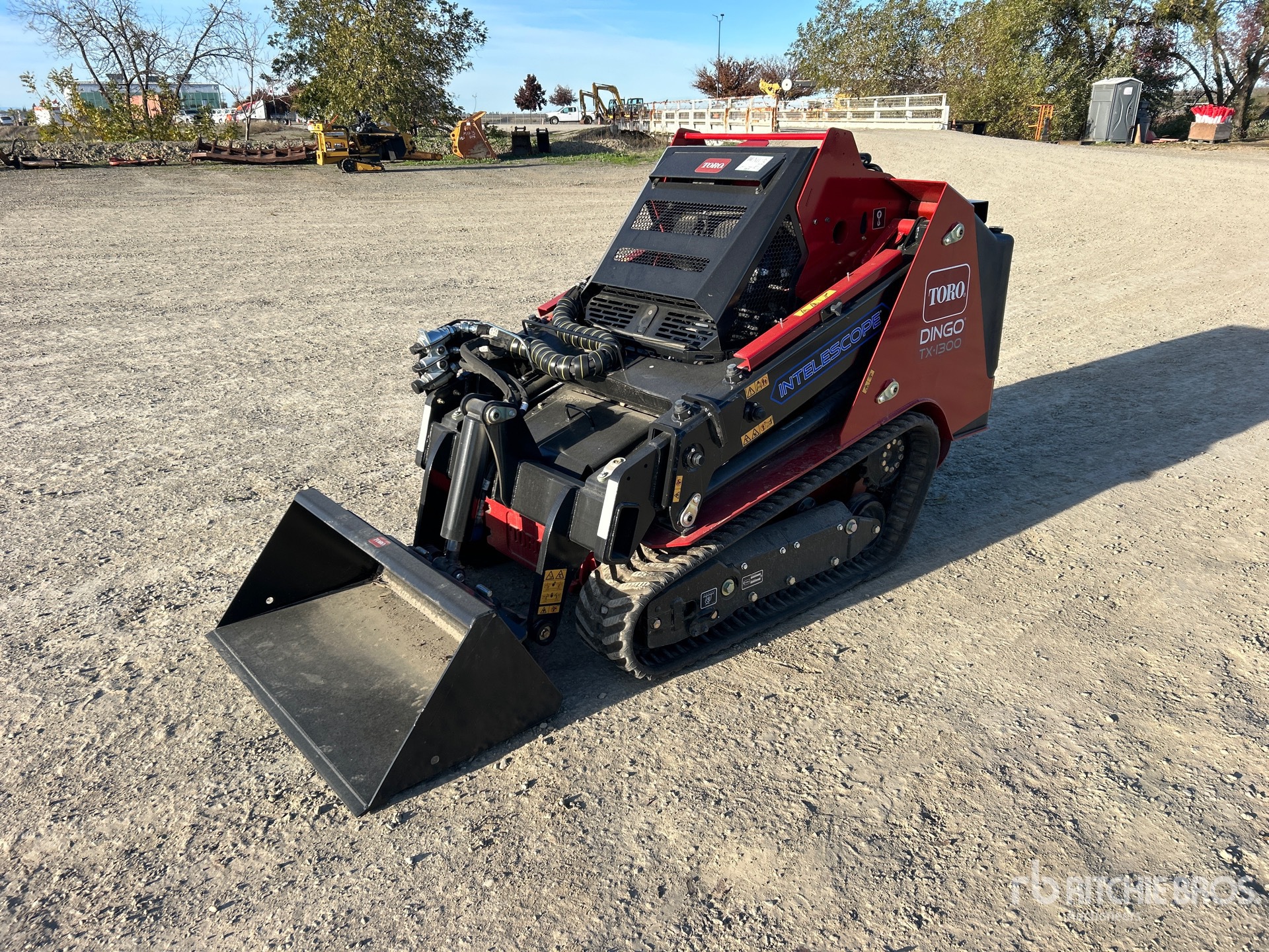 General Appearance with Featured Photo