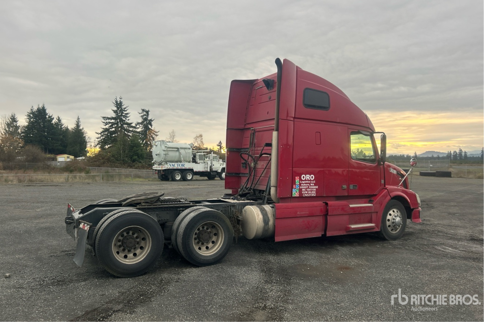 General Appearance with Picture, Right Rear Corner