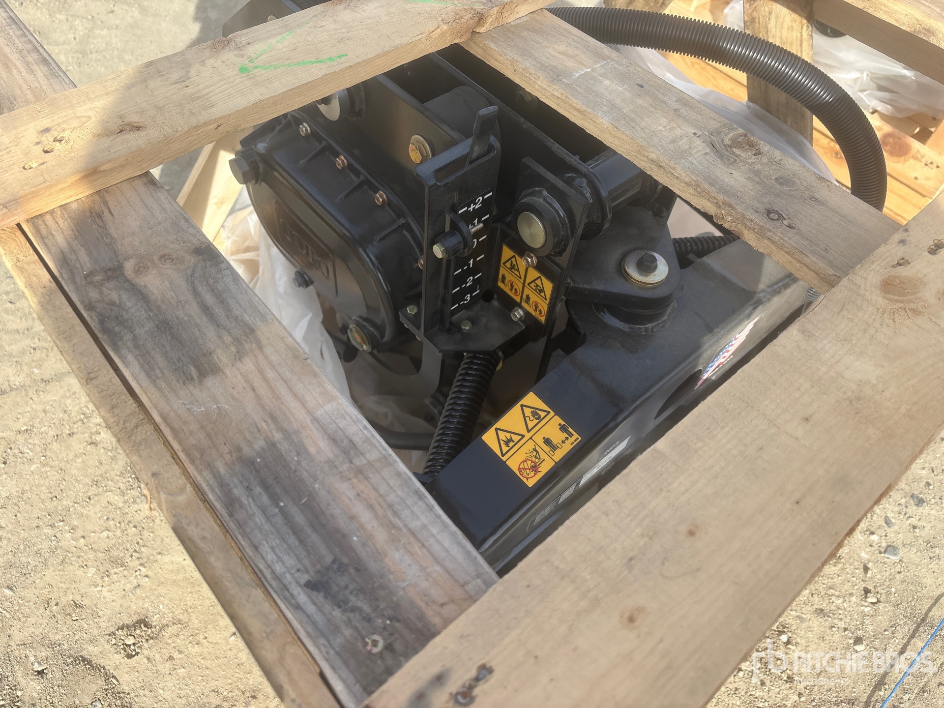 General Appearance with Bild, Ecke vorne links