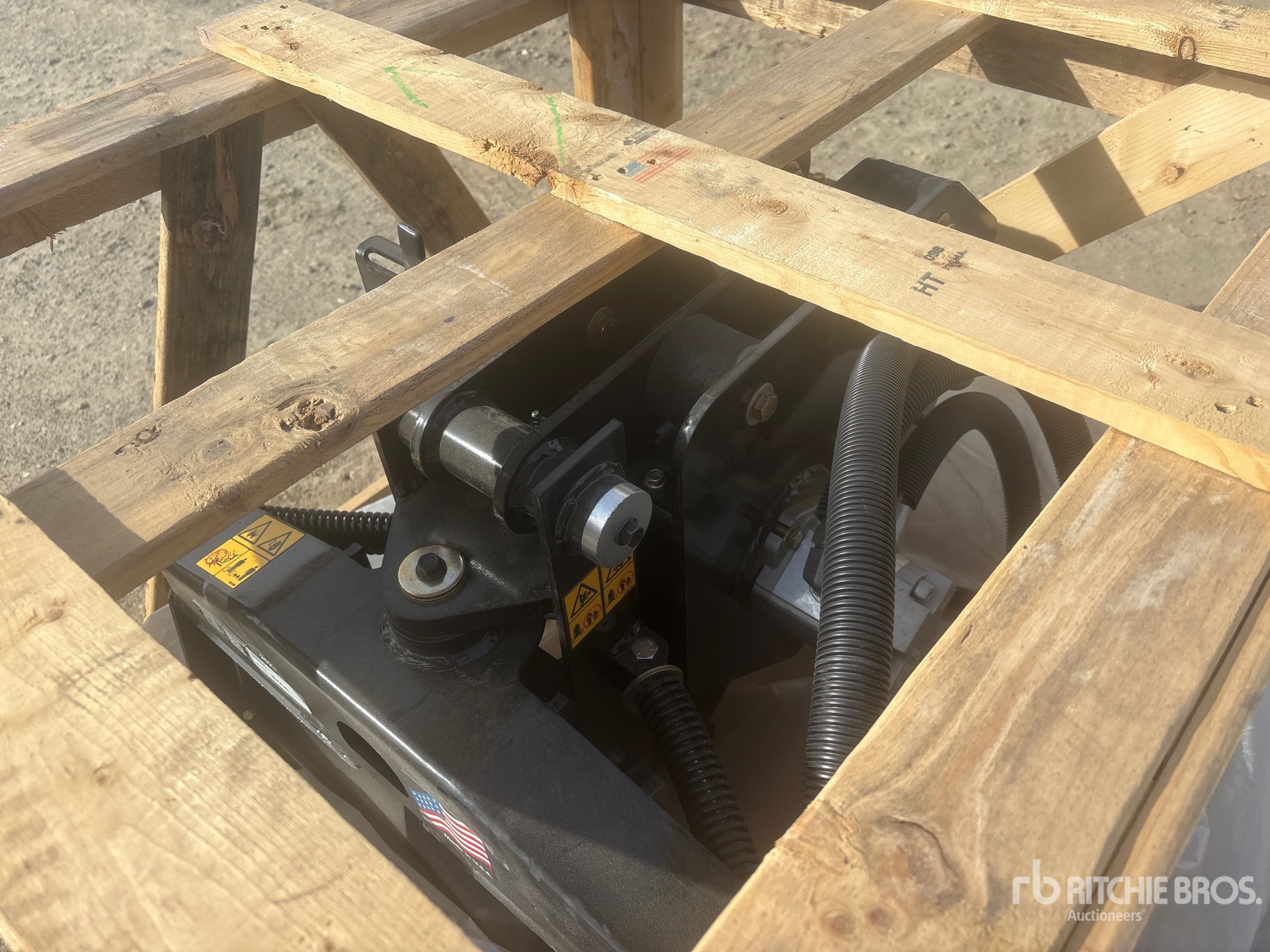 General Appearance with Bild, Ecke hinten links