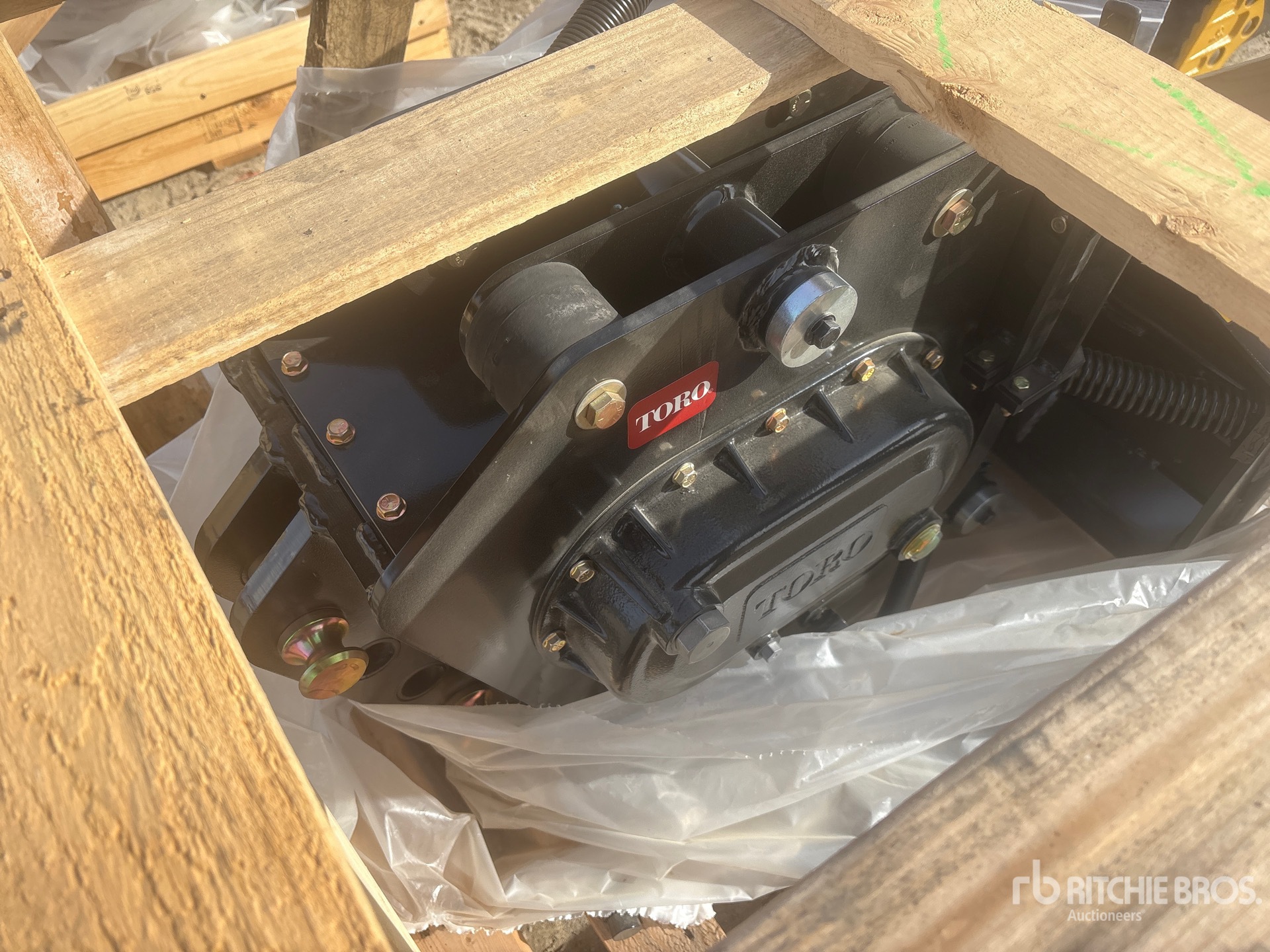 General Appearance with Bild, Ecke vorne rechts