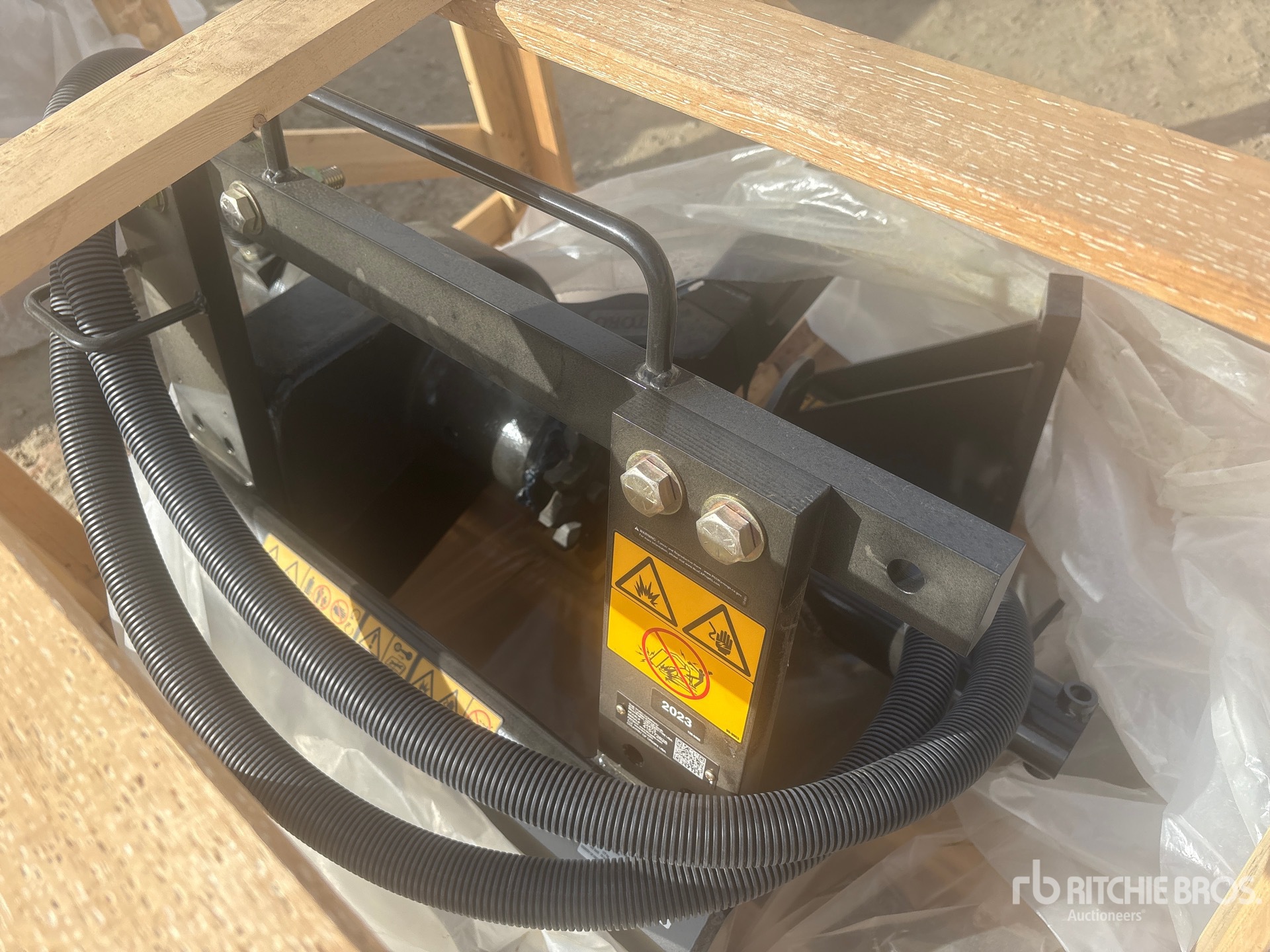 Aspect général with Image, coin avant gauche