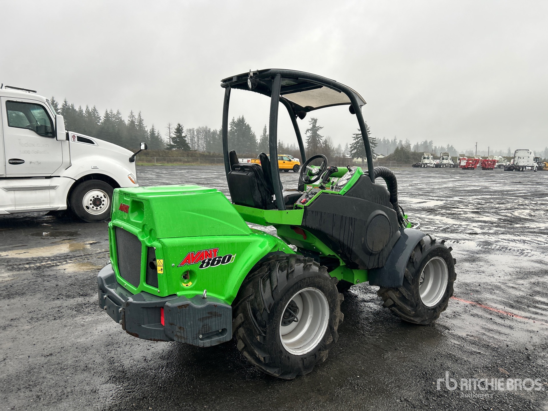 General Appearance with Picture, Right Rear Corner