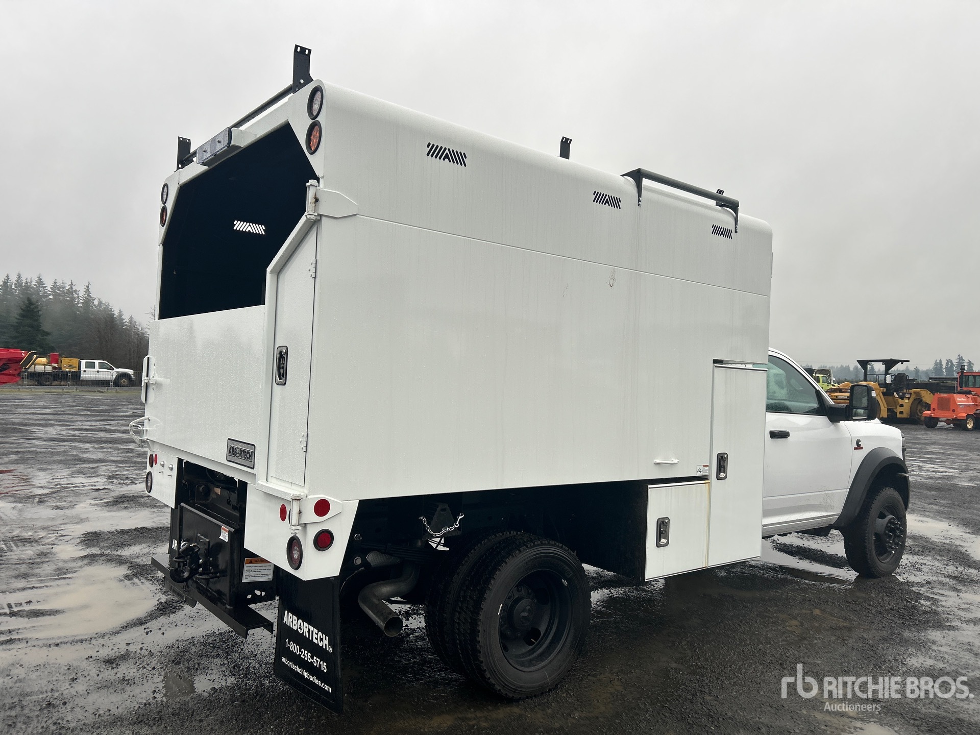 General Appearance with Imagen: esquina trasera derecha