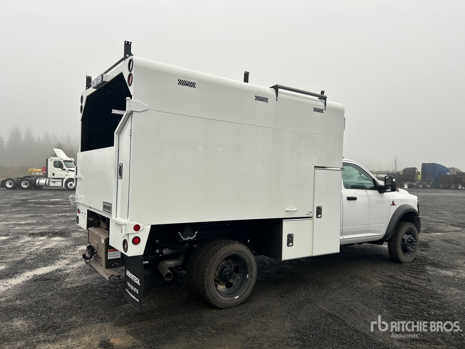 General Appearance with Picture, Right Rear Corner