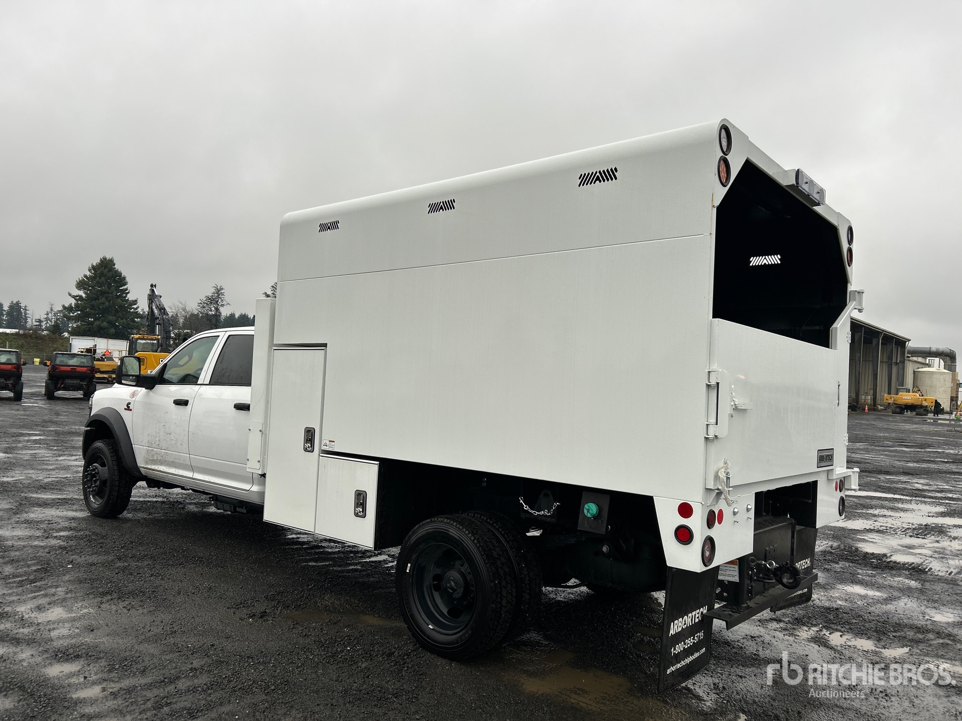 General Appearance with Imagen: esquina trasera izquierda