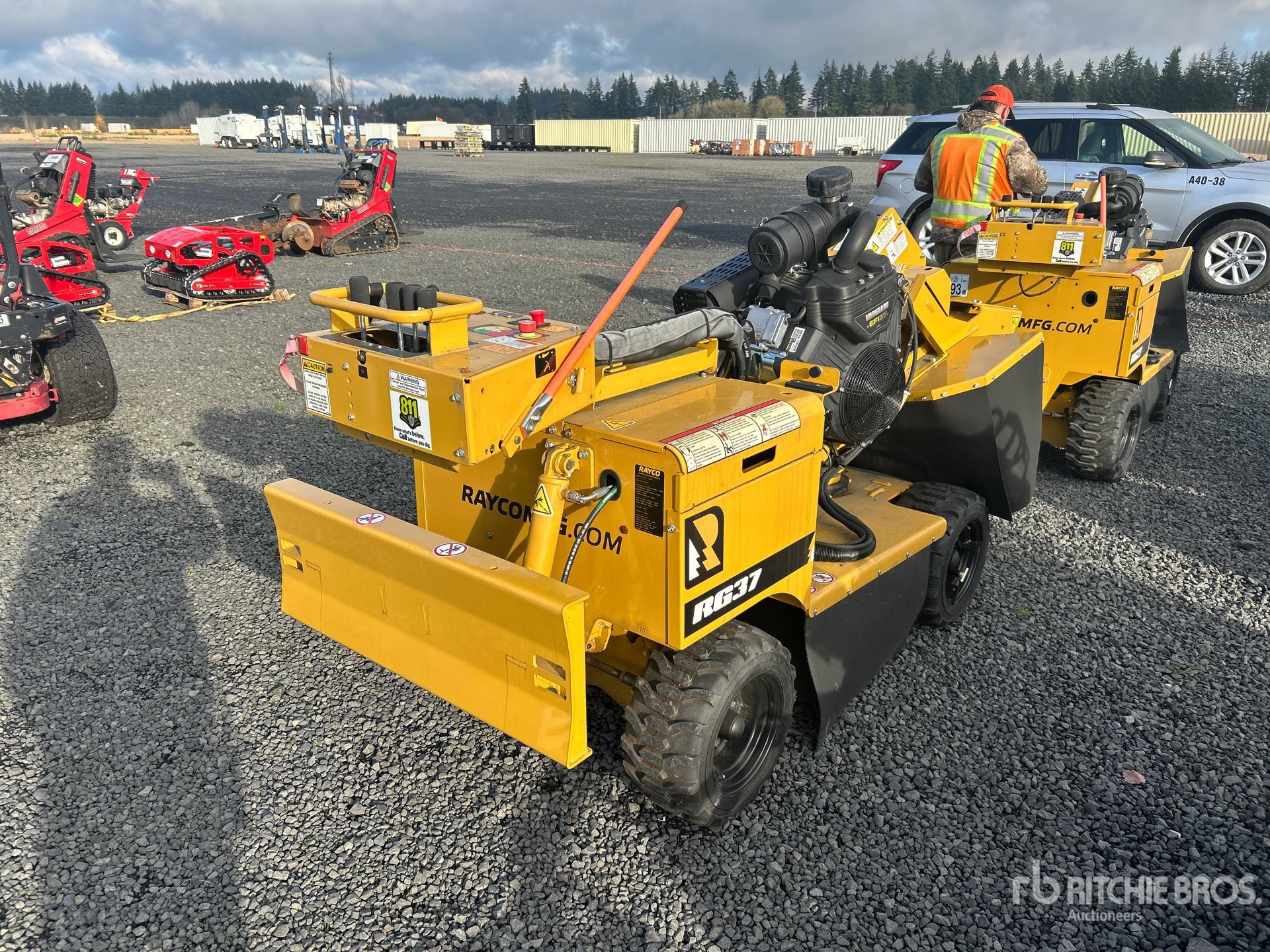 General Appearance with Picture, Right Rear Corner