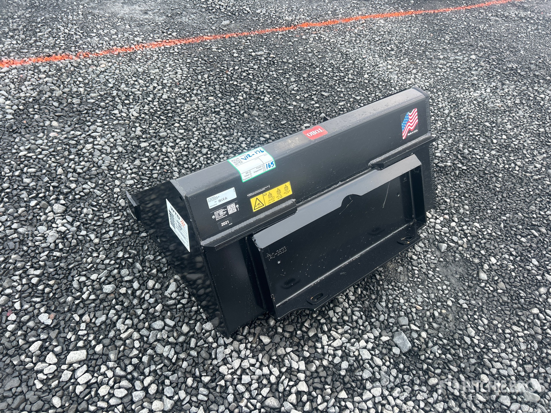 General Appearance with Picture, Left Rear Corner