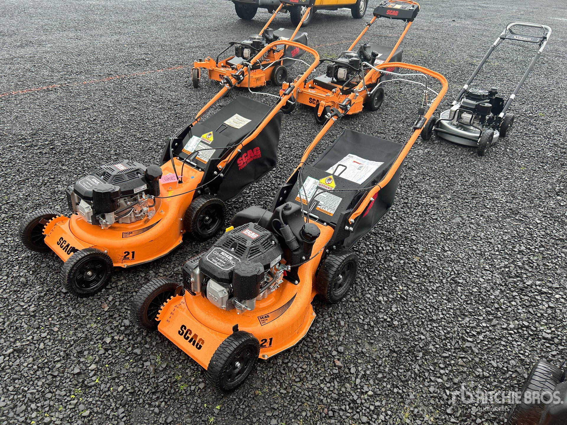 Aspect général with Image, coin avant gauche