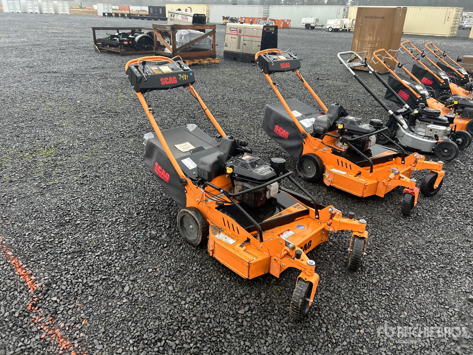 Aspect général with Image, coin avant droit