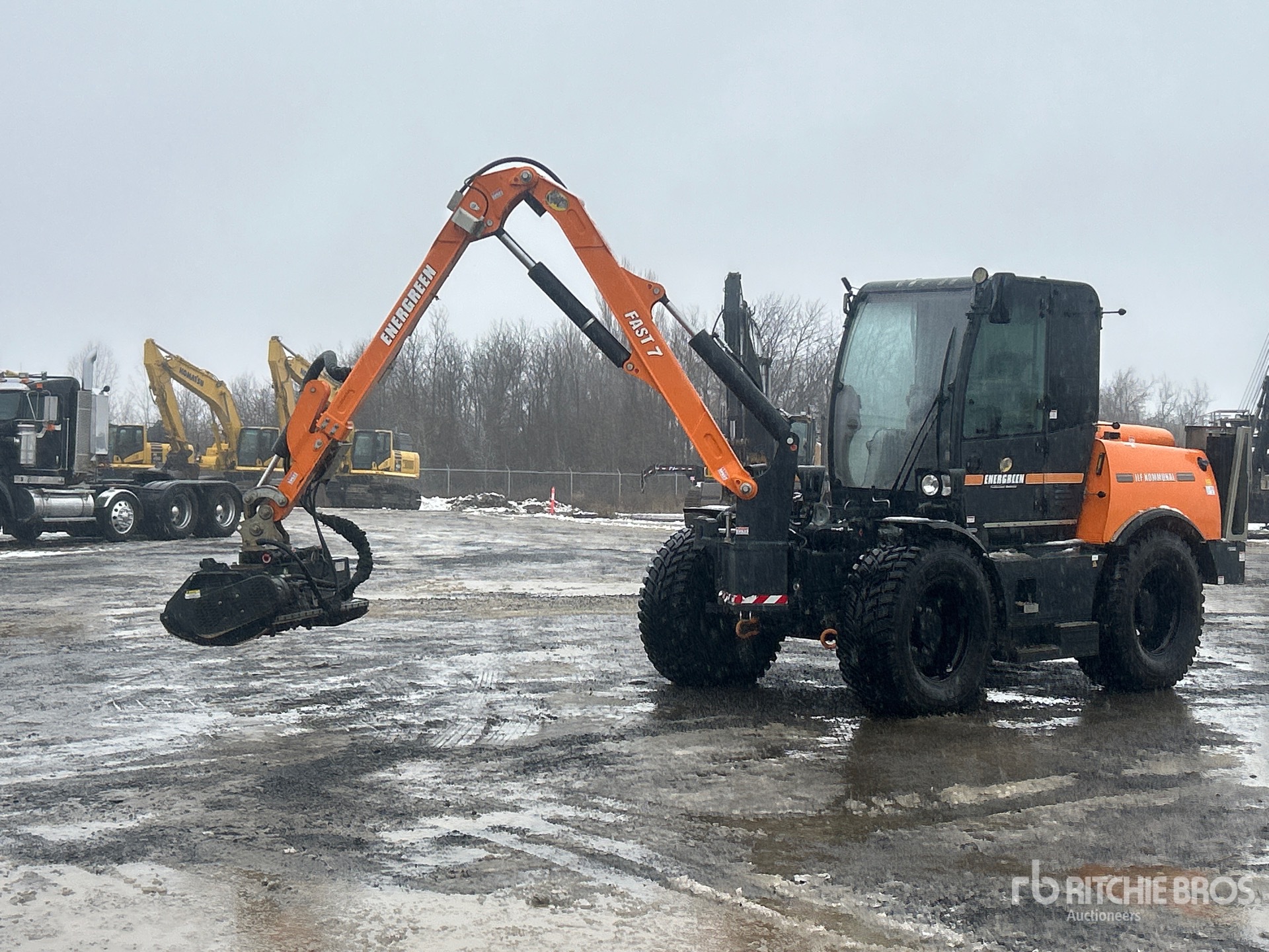 General Appearance with Featured Photo