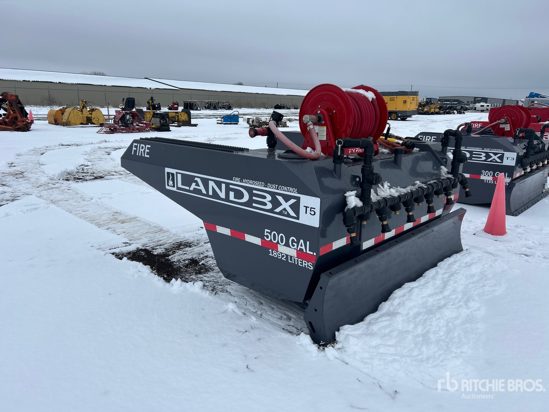 General Appearance with Bild, Ecke vorne rechts